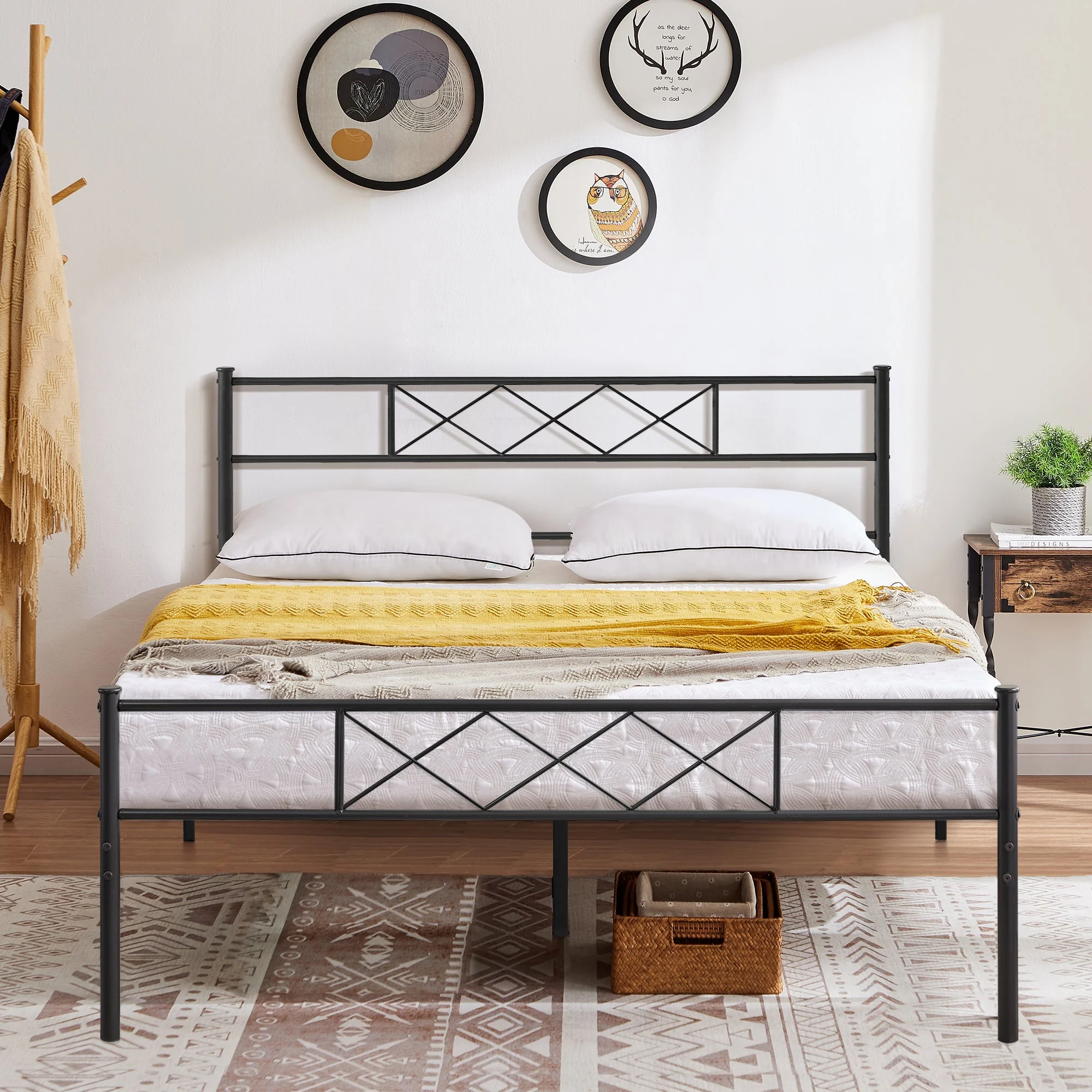 VECELO Metal Beds Mattress Foundation Platform Beds with Headboard and Footboard - Queen