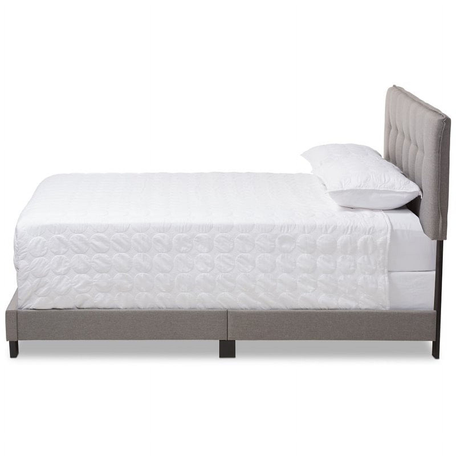 Bowery Hill Fabric Tufted King Bed in Light Grey