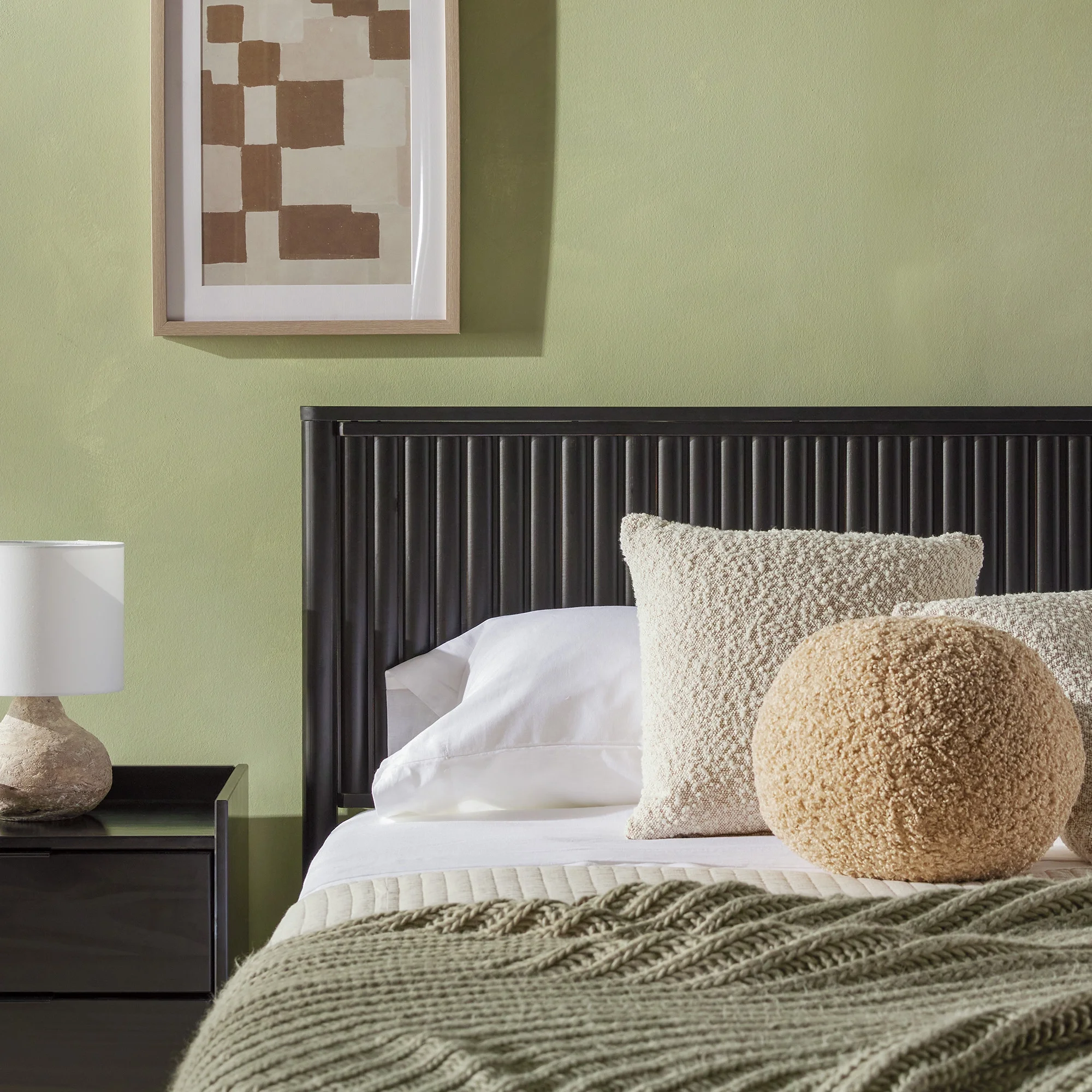 Walker Edison Transitional Solid Wood Queen Bed, Black