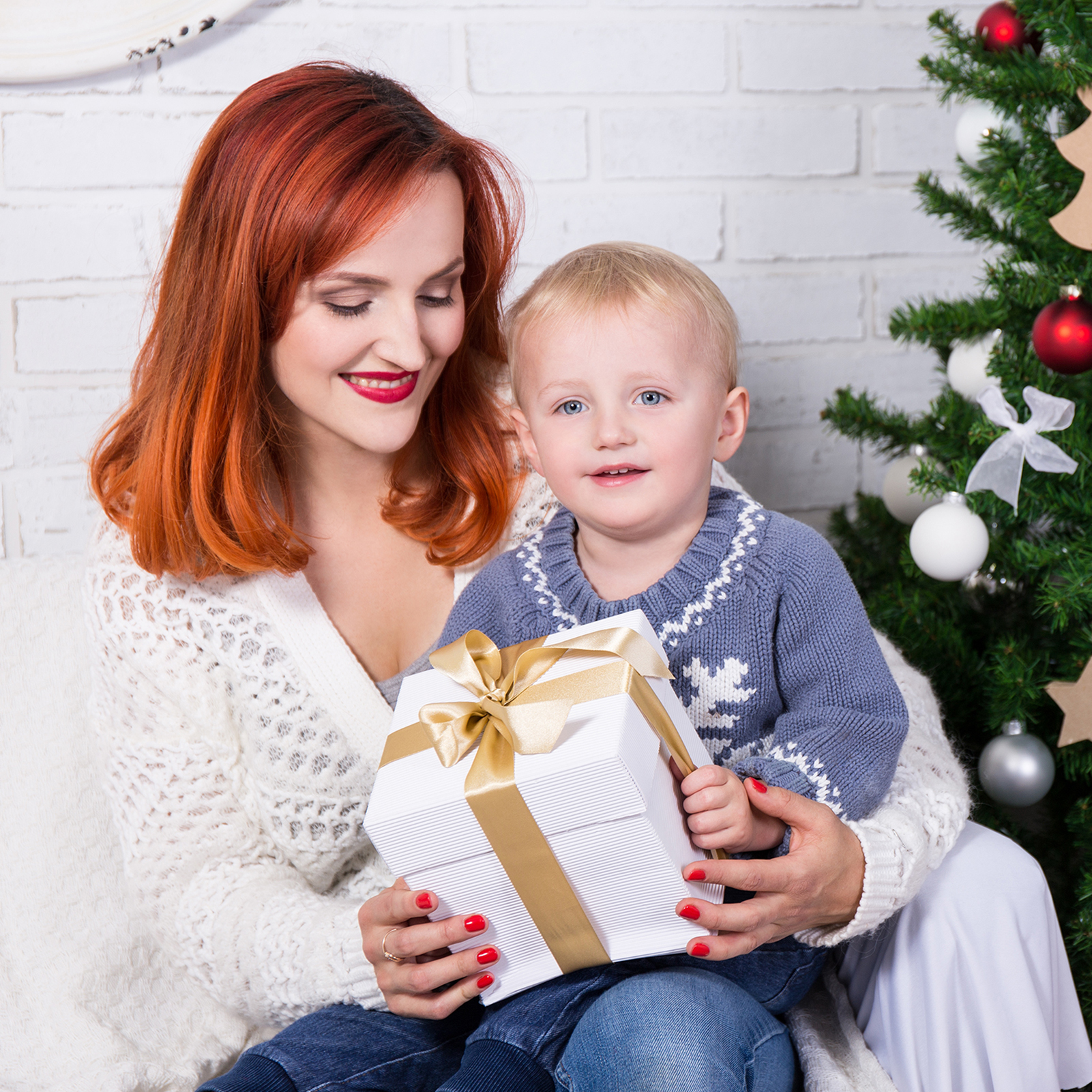 Dadypet Game Console,Video Console 4k Built-in 70000 Console 70000 Stick 70000 two Wireless Yabuy Stick Built-in Console TF Built-in Console Yabuy Stick two Wireless 40+