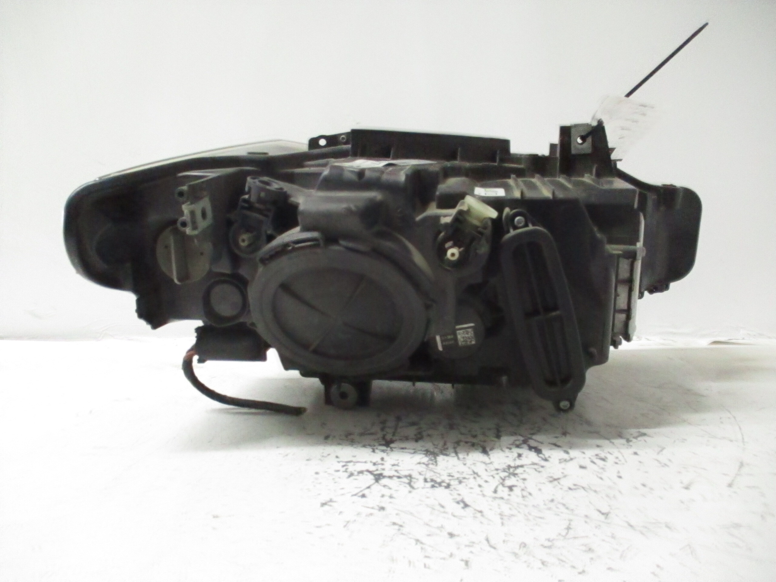 Pre-Owned 2013-2015 BMW ActiveHybrid 3 Driver LH Head Light Lamp OEM (Good)