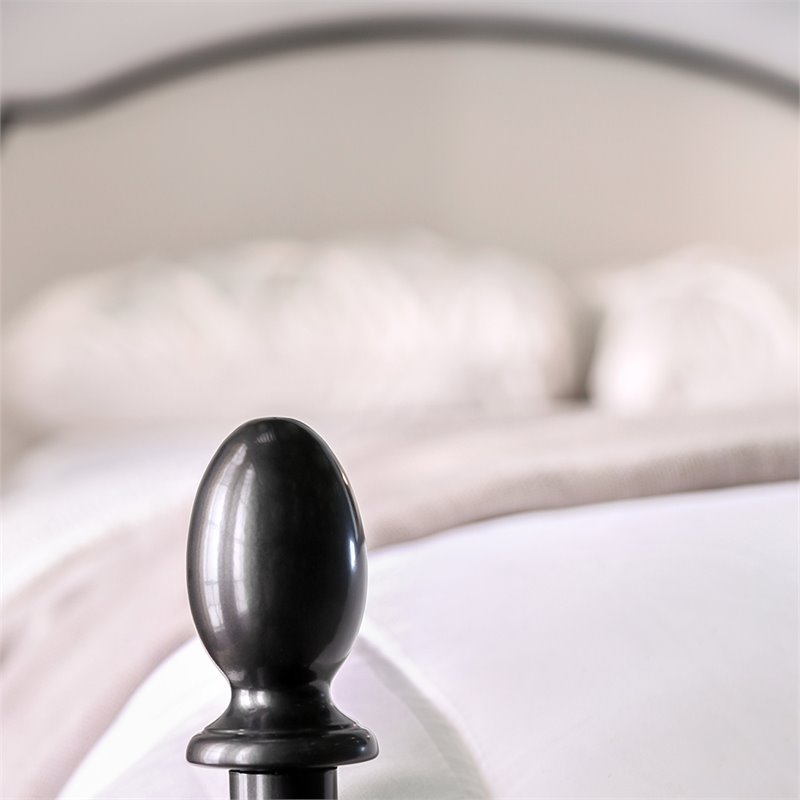 Bowery Hill Transitional Metal King Poster Panel Bed in Silver