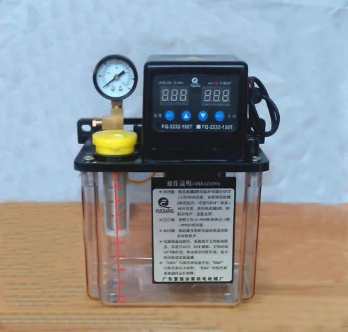 TOPCHANCES 110V 1.5L Dual Digital Display Automatic Lubrication Pump Oiler CNC Pump 6mm