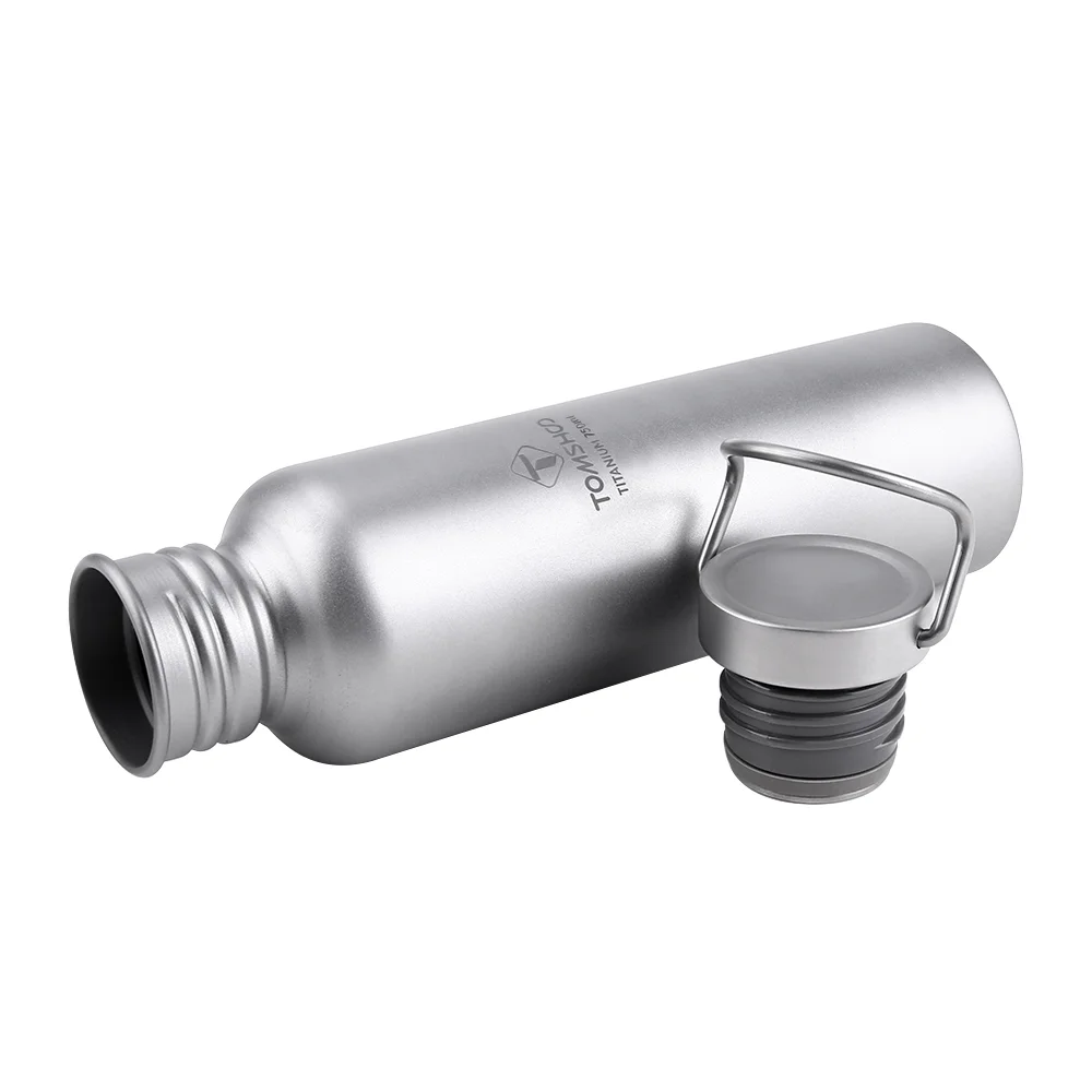 Full Water Bottle TOMSHOO 750ml Leakproof & Corrosion Resistant Ideal for Adventures