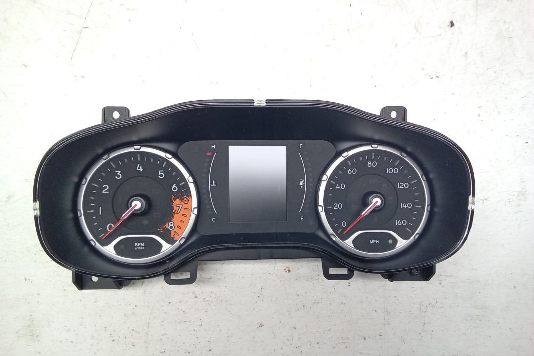 Pre-Owned 17 2017 Jeep Renegade Speedometer Speedo Tachometer 45K Miles OEM (Good)