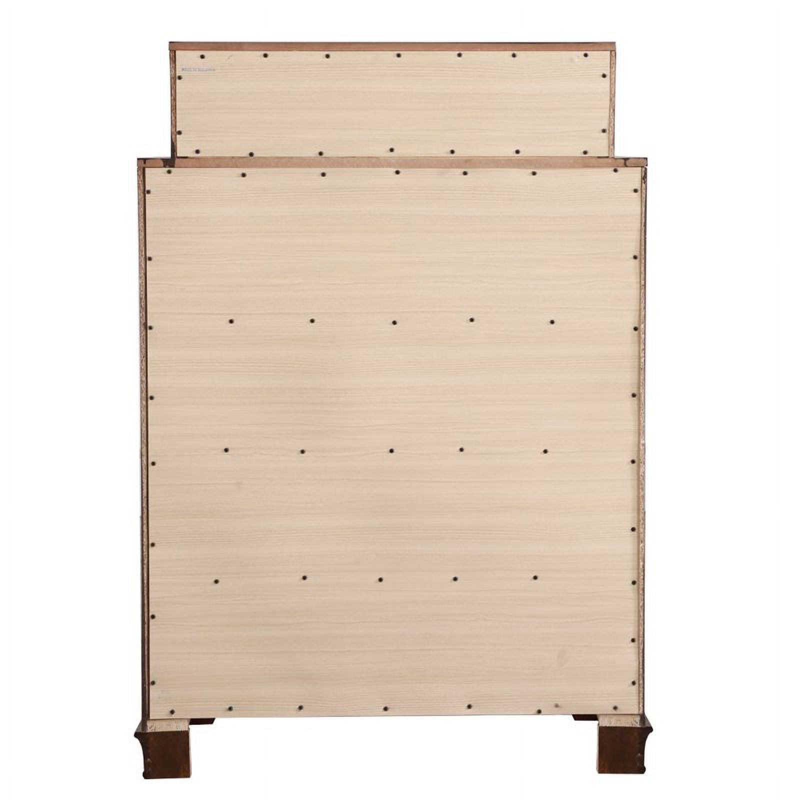 Bowery Hill Engineered Wood Transitional 7 Drawer Chest in Oak