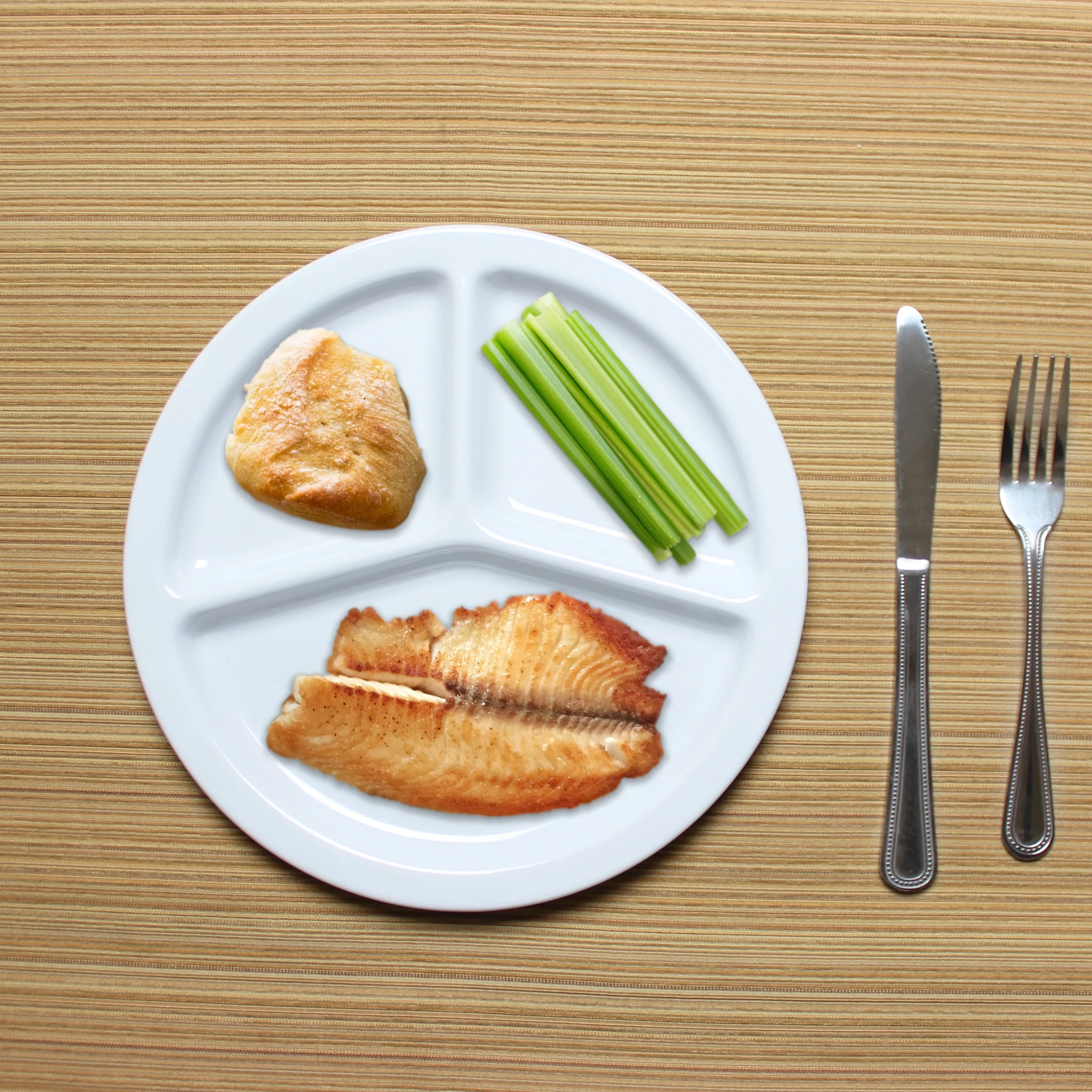 Excellante Nustone White Melamine Dinnerware Collection 10 Inch, 3 Compartment Plate, Comes in Dozen