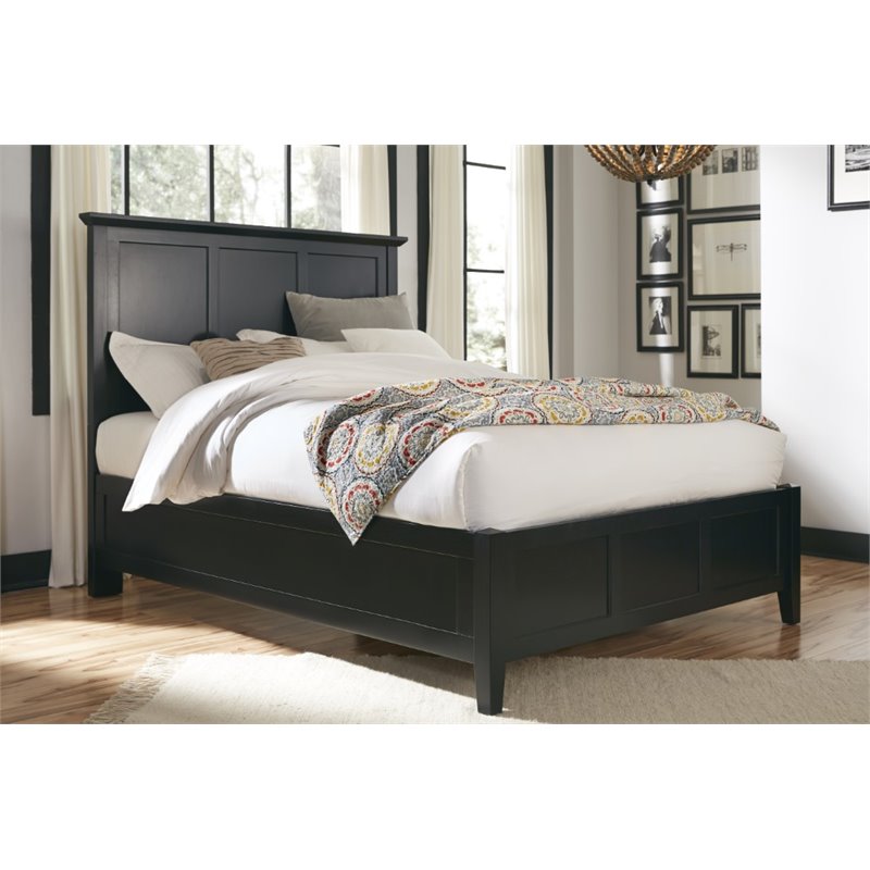 Bowery Hill Farmhouse Metal California King Panel Bed in Black