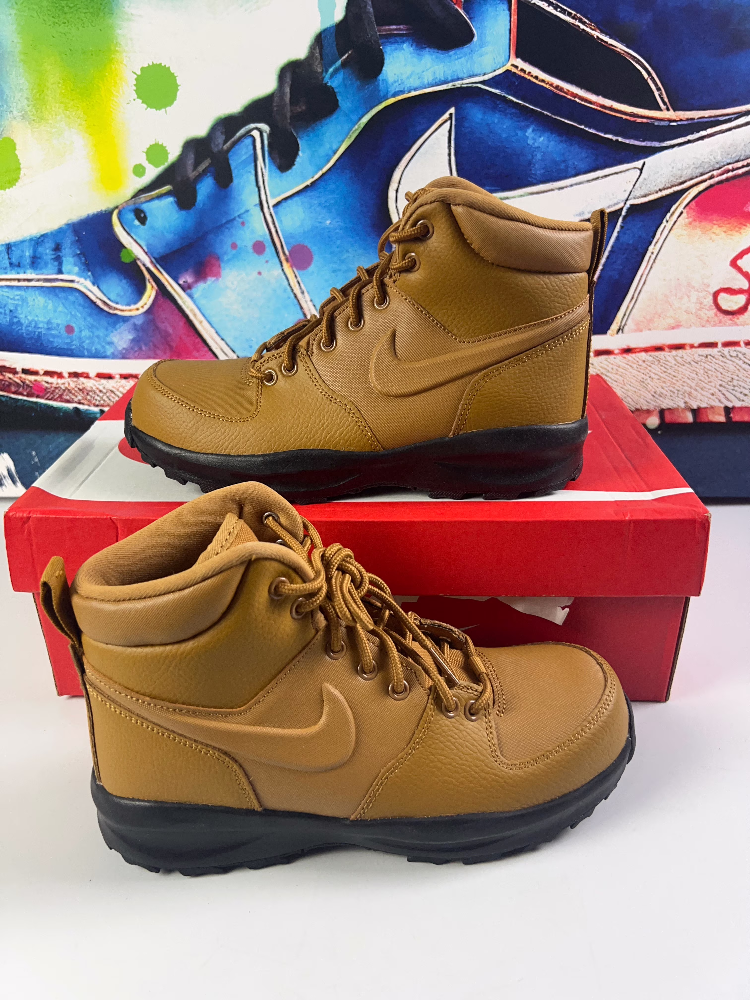 Nike Manoa LTR (GS) Wheat/Black BQ5372 700 Size 6Y NEW