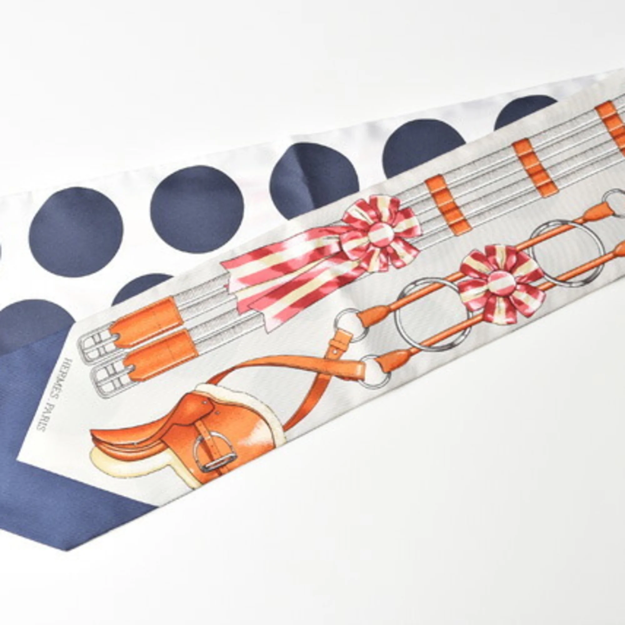 Pre-Owned Hermes scarf muffler HERMES twill up WOW silk dot blue white (New)