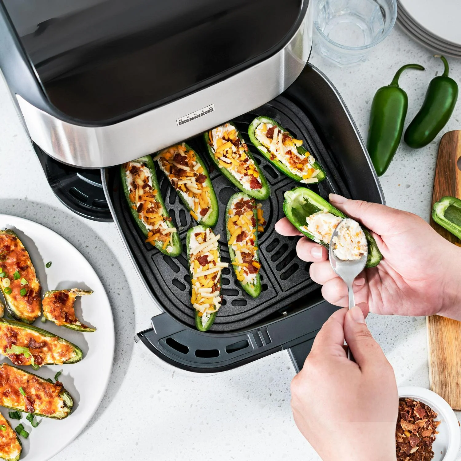 Bella Pro Series - 6-qt. Digital Air Fryer with Stainless Finish - SS (bb)