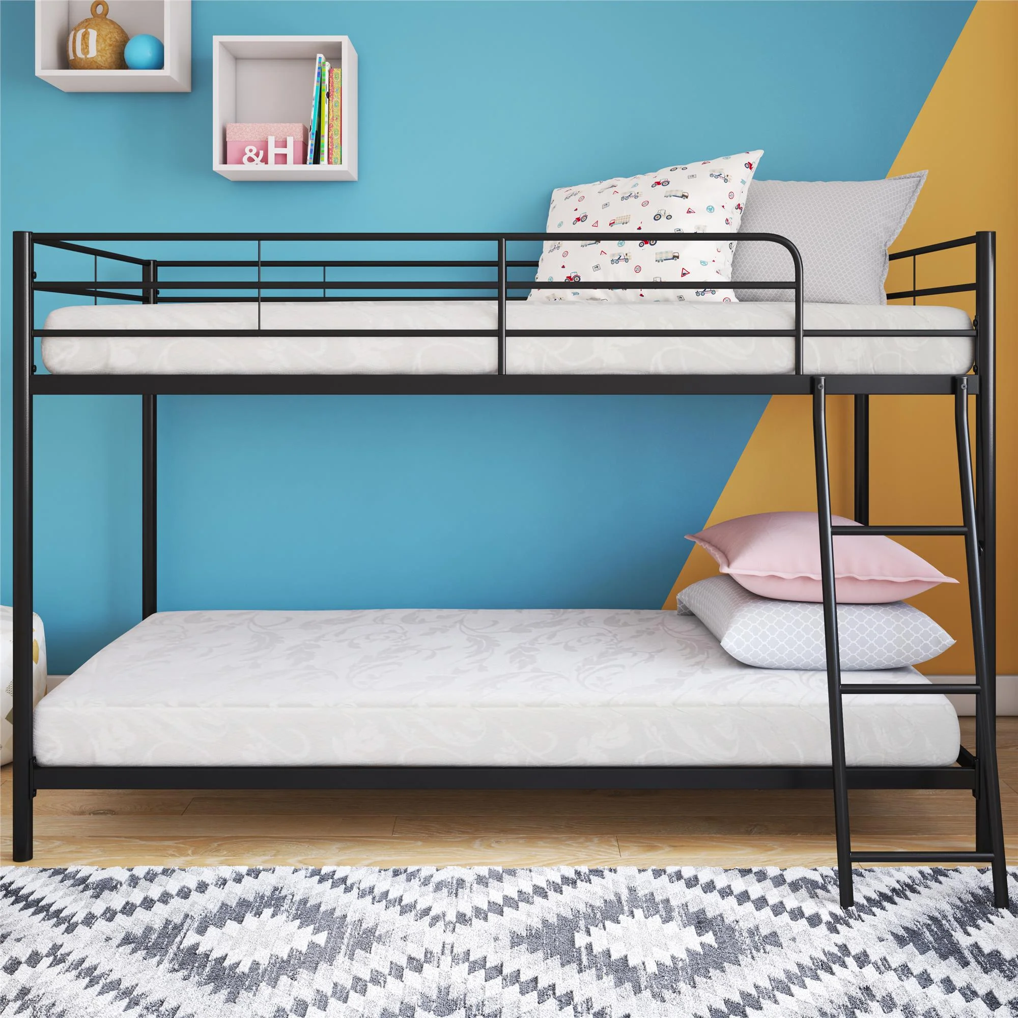 Signature Sleep Dreams 6-Inch Spring Dual-Sided Mattress, Twin