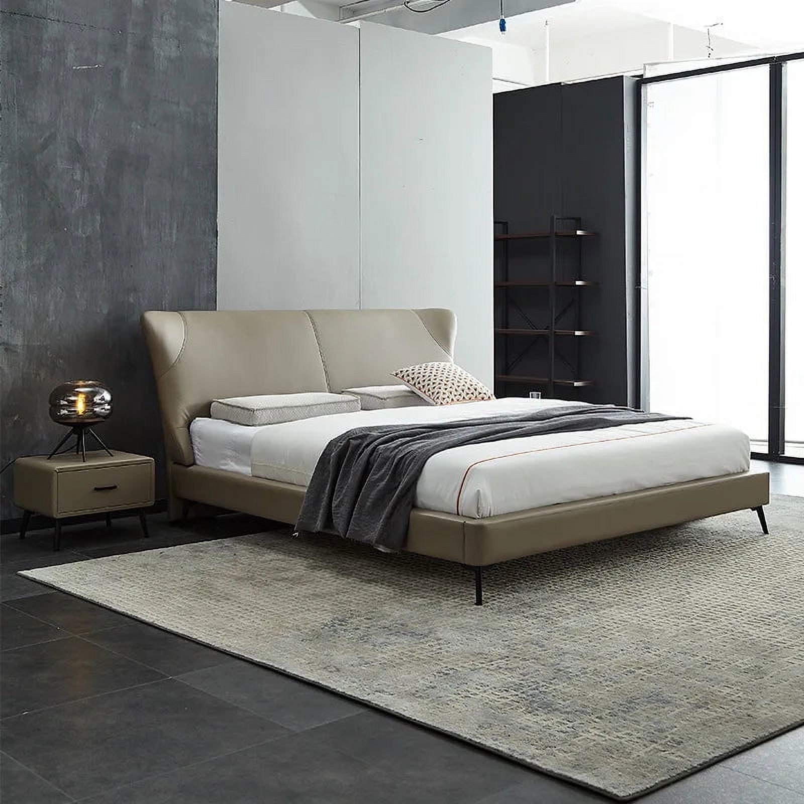 Nordic leather bed modern minimalist master bedroom double bed 1.8 m small apartment soft bed wedding bed master bedroom furnitu