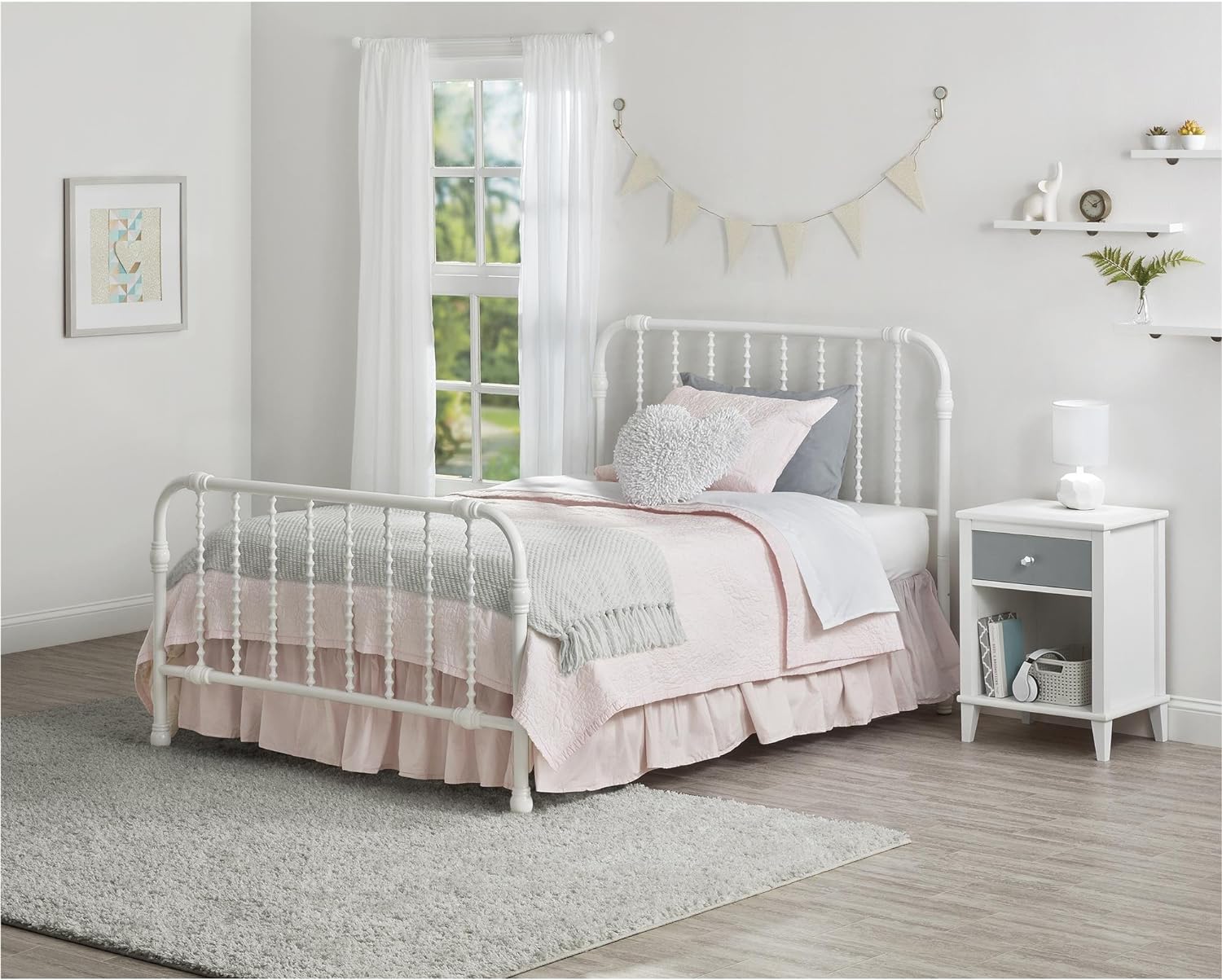 Monarch Hill Wren Metal Bed Full, White