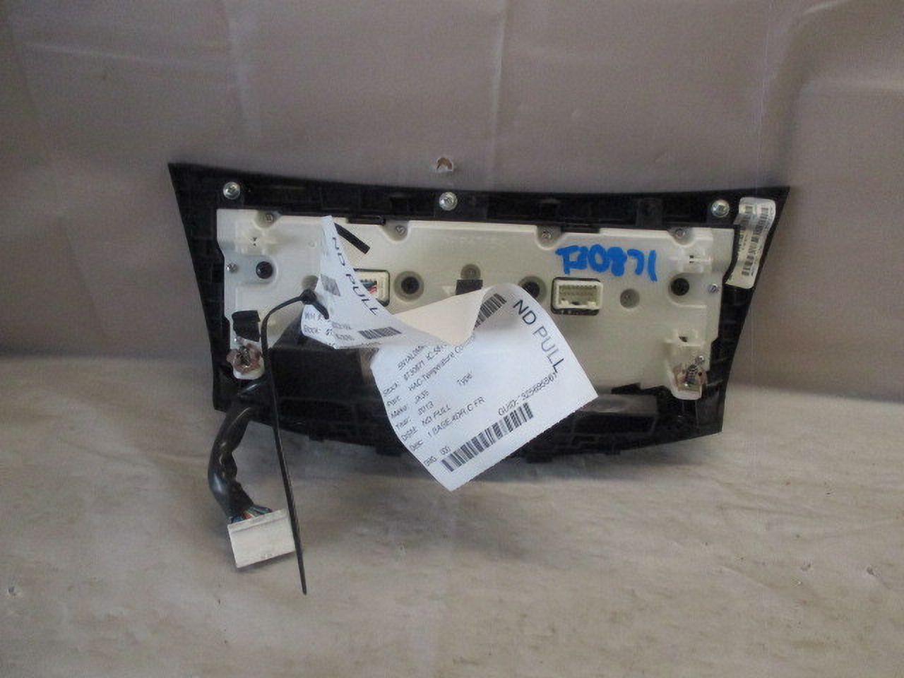 Pre-Owned 2013 Infiniti JX35 AC Heater Temperature Control Unit OEM (Good)