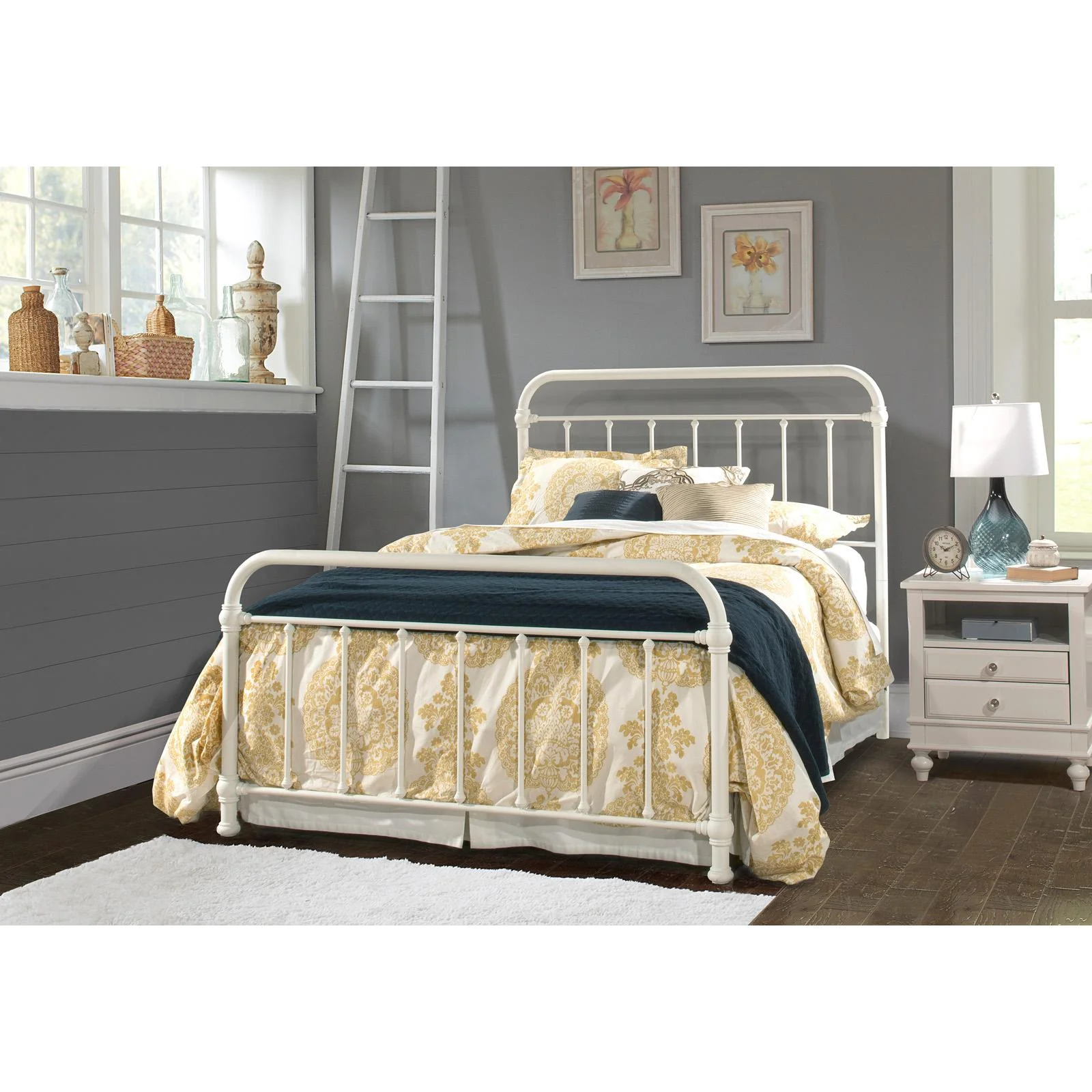 Hillsdale Furniture Kirkwood Classic Metal Full Bed with Frame, Dark Bronze