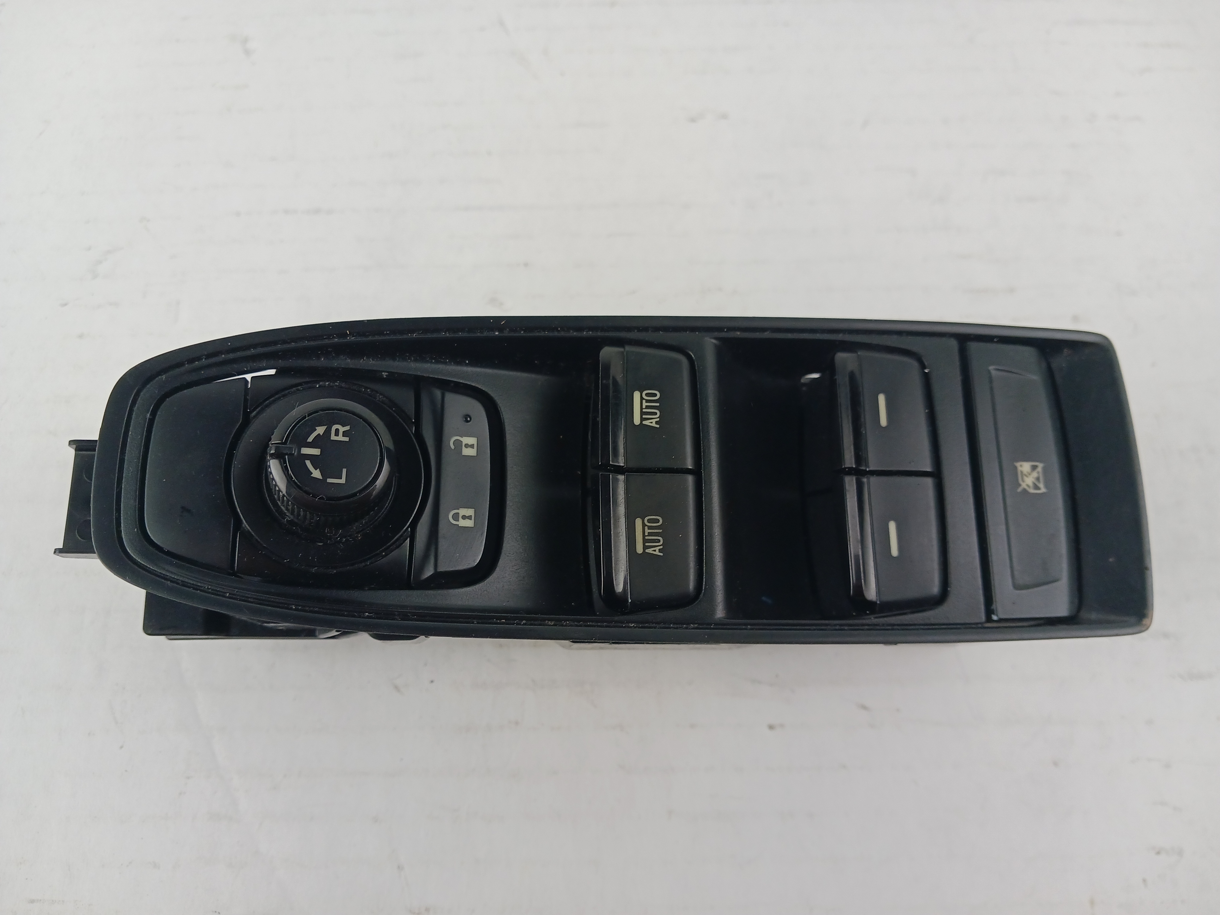 Pre-Owned 17 18 19 20 21 22 23 Subaru Impreza LH Left Driver Side Master Window Switch OEM (Good)