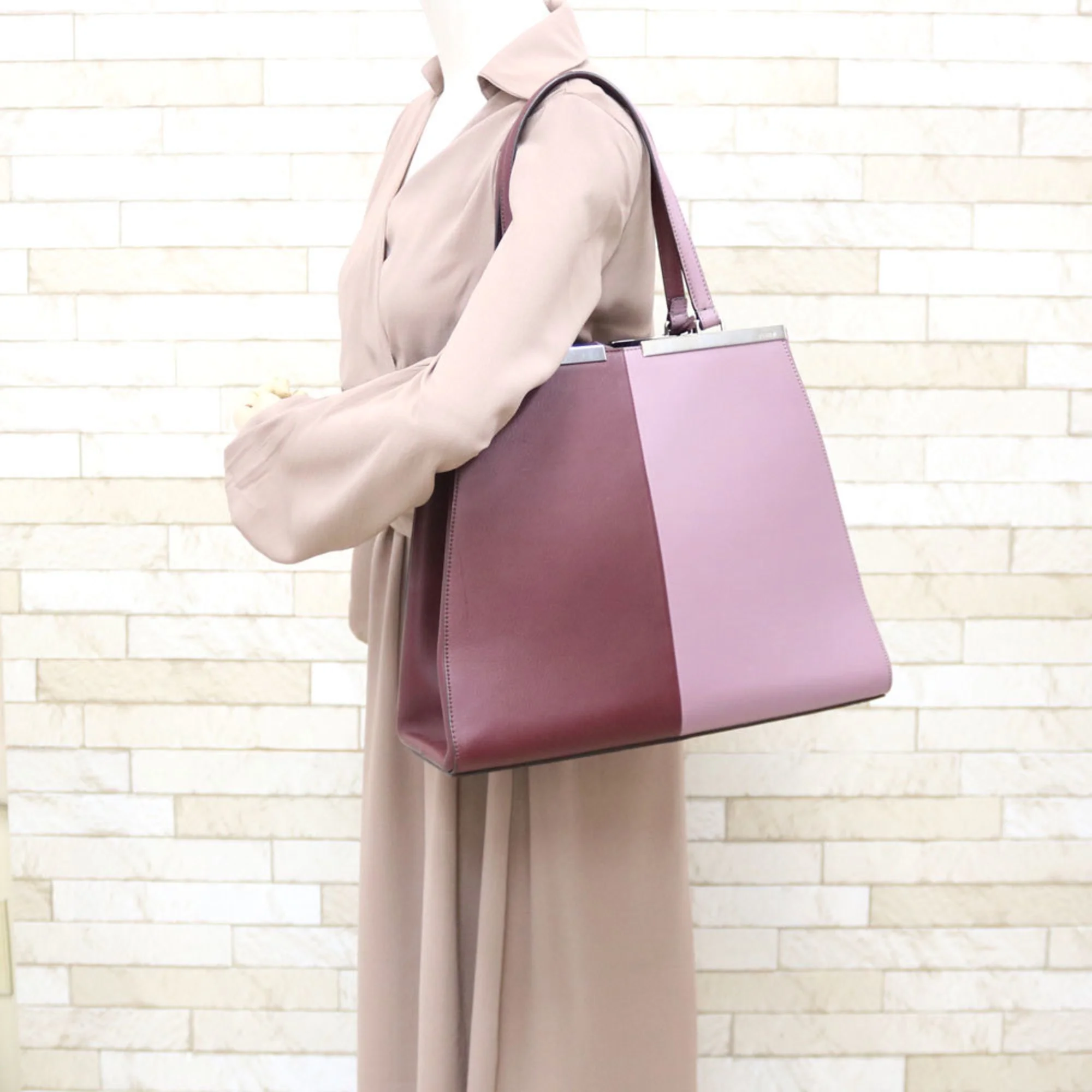 Pre-Owned FENDI Fendi Shoulder Bag Pink Women's Leather (Fair)