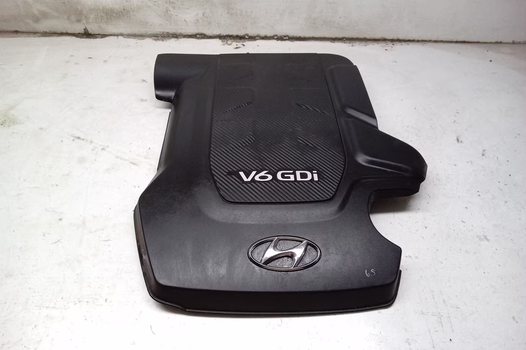 Pre-Owned 15 2015 Hyundai Genesis Engine Cover 3.8L OEM (Good)