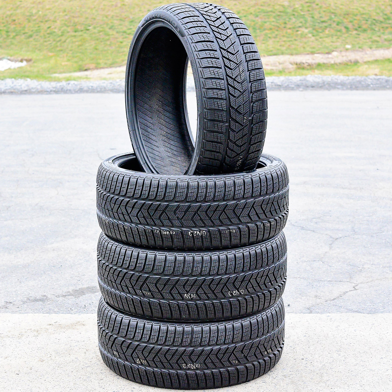 Pirelli Winter Sottozero 3 Winter 215/50R17 95V XL Passenger Tire