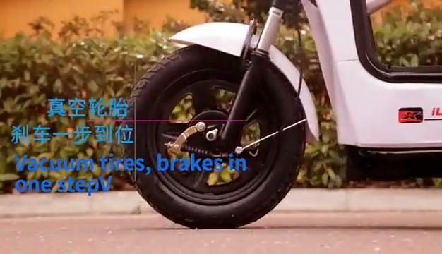 Tiger Jet 500W 48V Electric Scooter With Remote Start, 2 Seats And Detachable Battery Compartment (Updated Version)