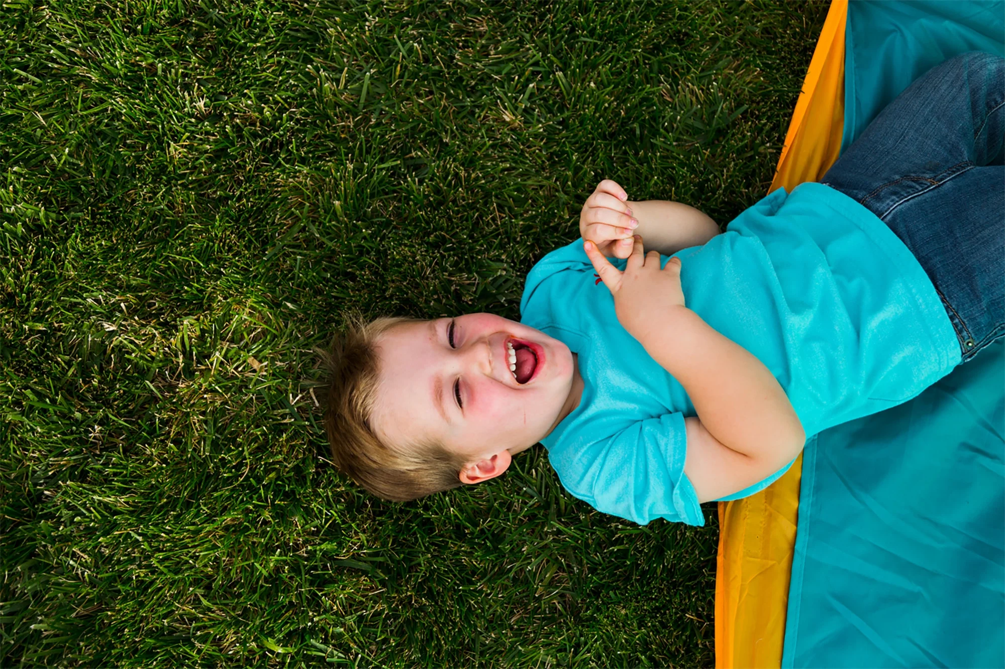 Pacific Play Tents  One Touch Beach Tent 48 In X 48 In X 36 In