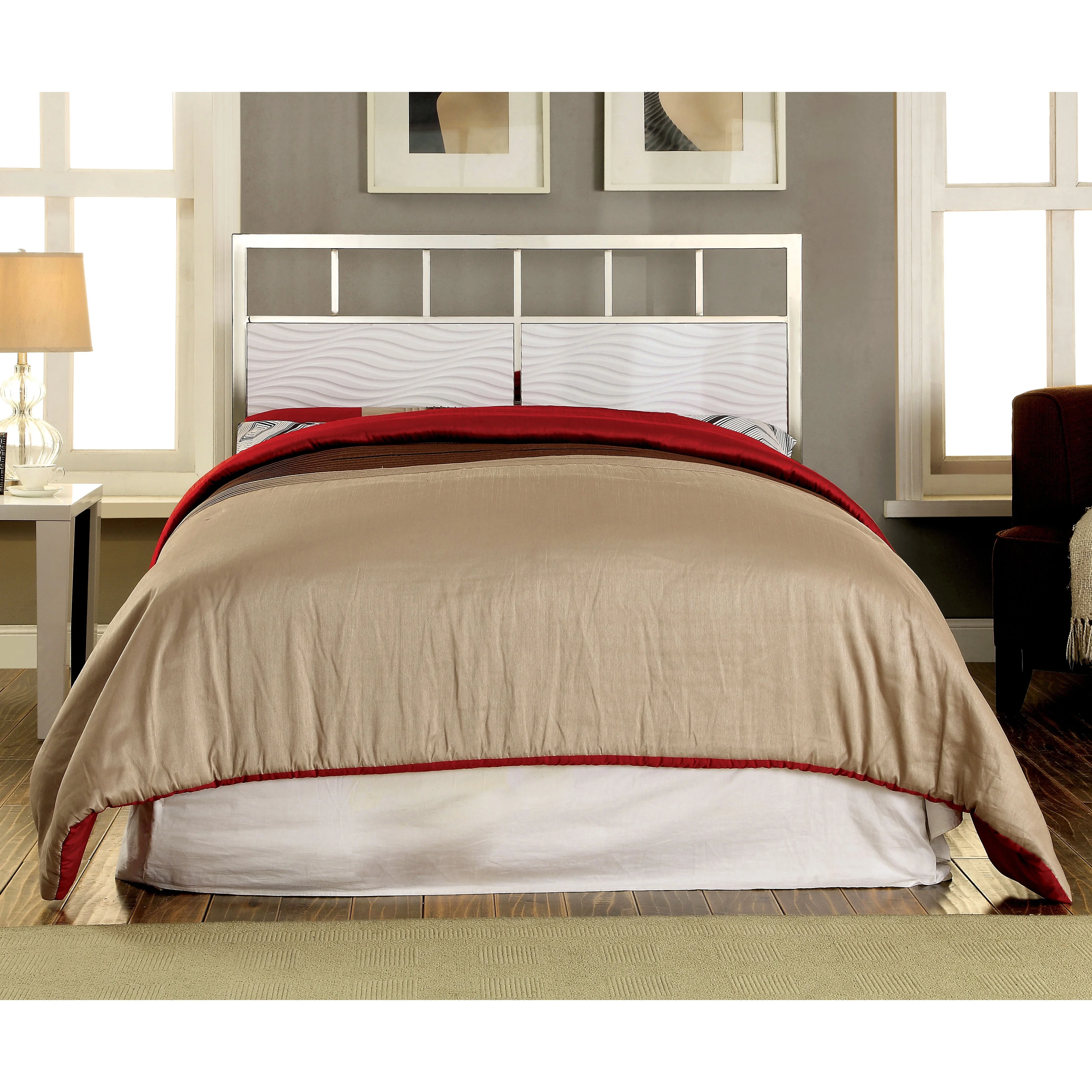 Furniture of America  Nols Modern 2-Piece Metal Headboard and Footboard Set White/Chrome Queen