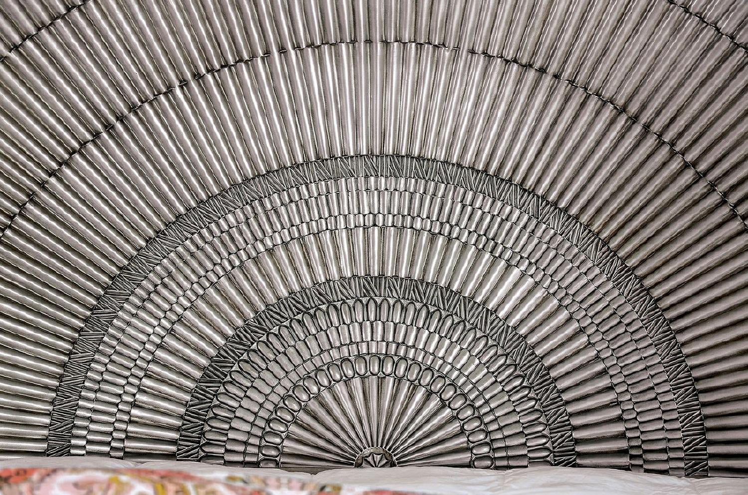 Transitional Antique Gray Solid Wood King Bedroom Set 5pcs FOA CM7521 Kamalah