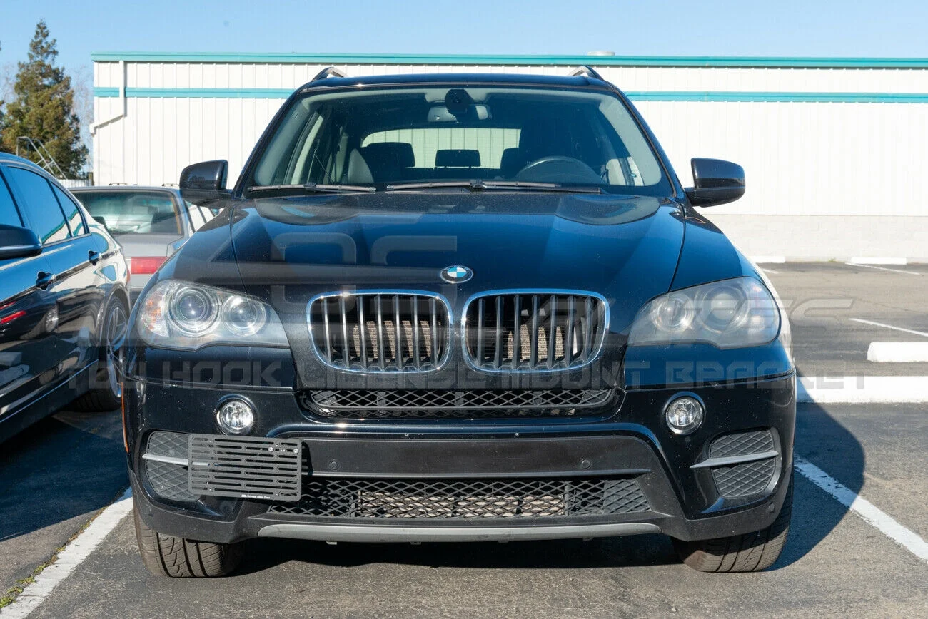 Extreme Online Store Replacement for 2007-2013 BMW E70 X5 | Full Sized Version 2 Front Bumper Tow Hook License Plate Relocator Mount Bracket EOS Plate Tow-015-V2