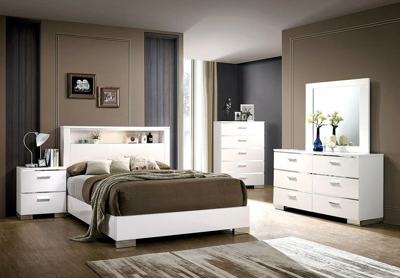 Contemporary White Solid Wood Queen Bedroom Set 6pcs FOA CM7049WH Carlie