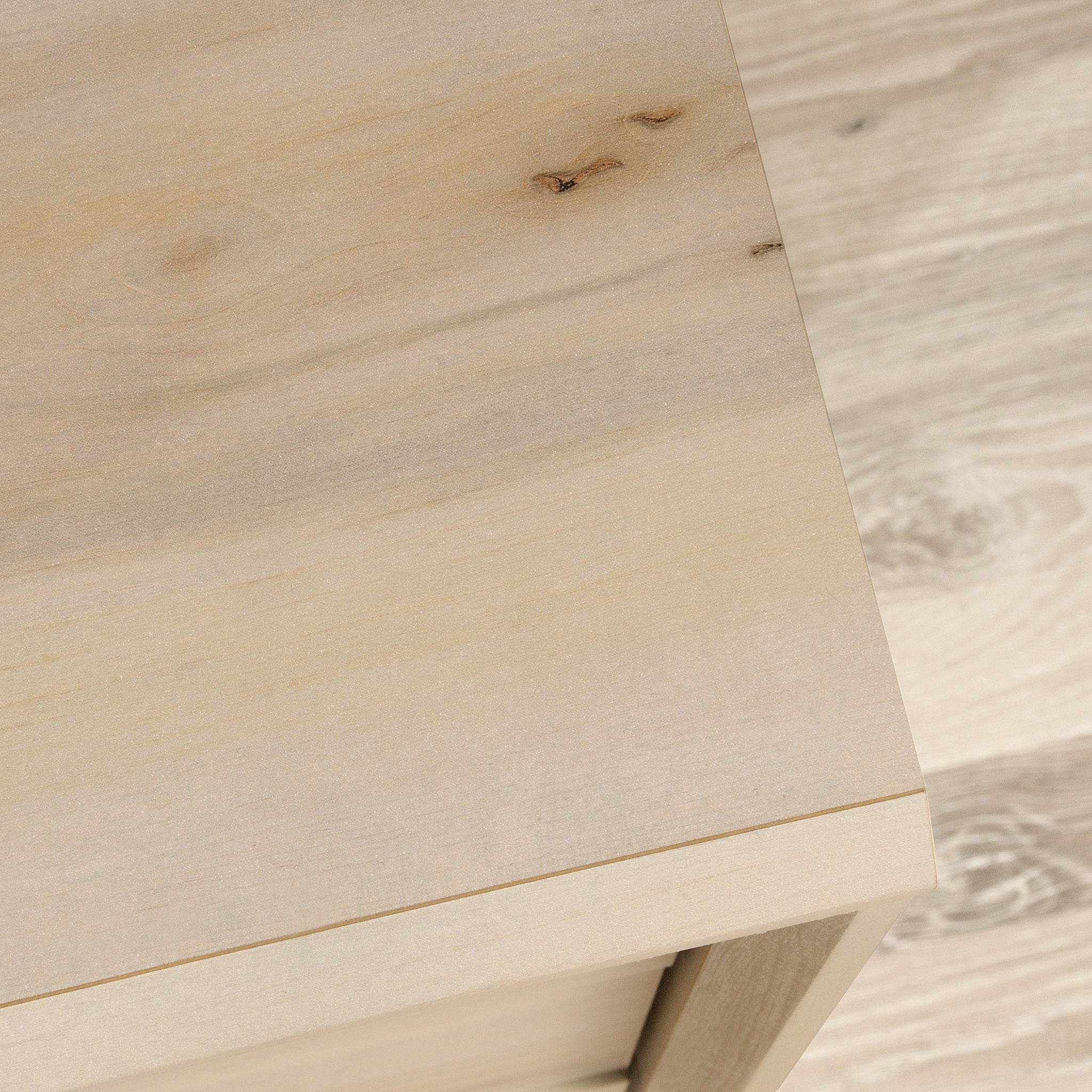 Sauder Willow Place 4 Drawer Chest, Pacific Maple Finish