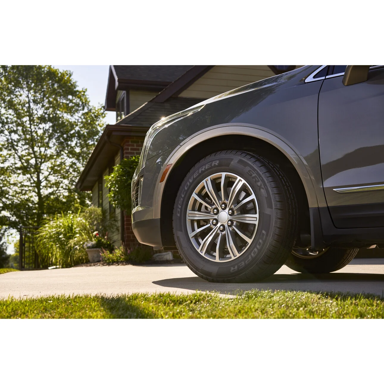 Cooper Discoverer SRX All-Season 255/65R17 110T Tire