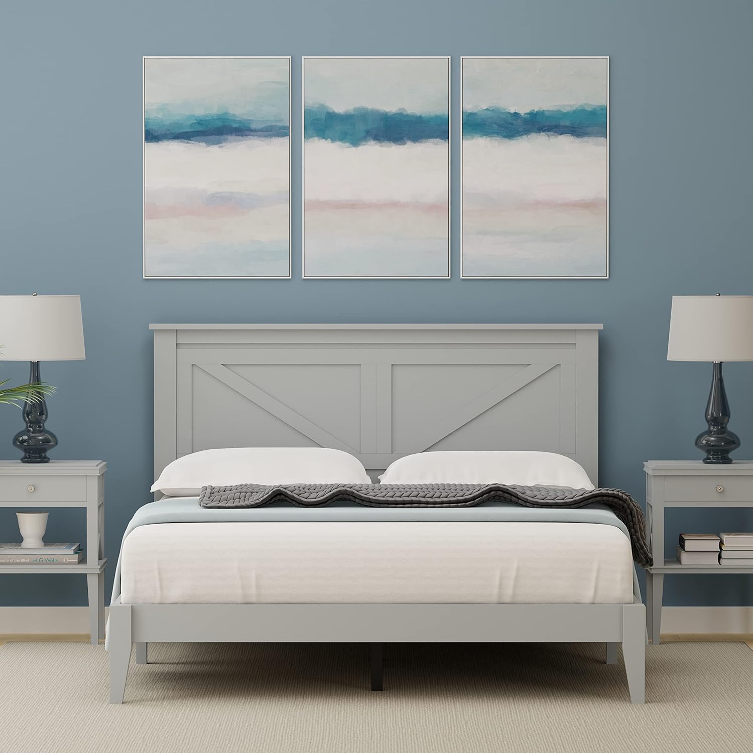 Farmhouse Solid Wood Platform Bed In Queen - Ultimate Grey