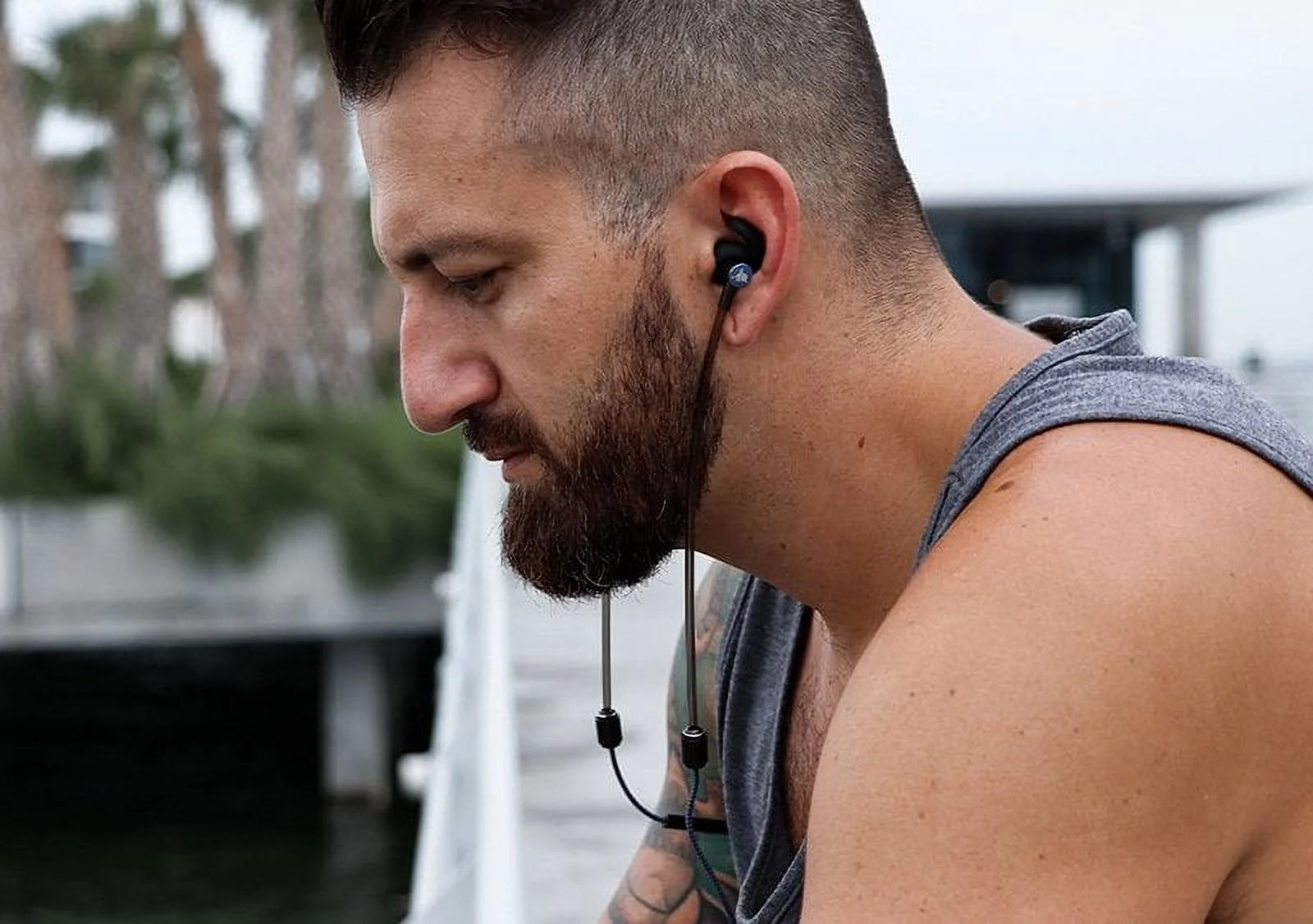 DefenderShield EMF Radiation-Free Air Tube Stereo Earbud Headphones