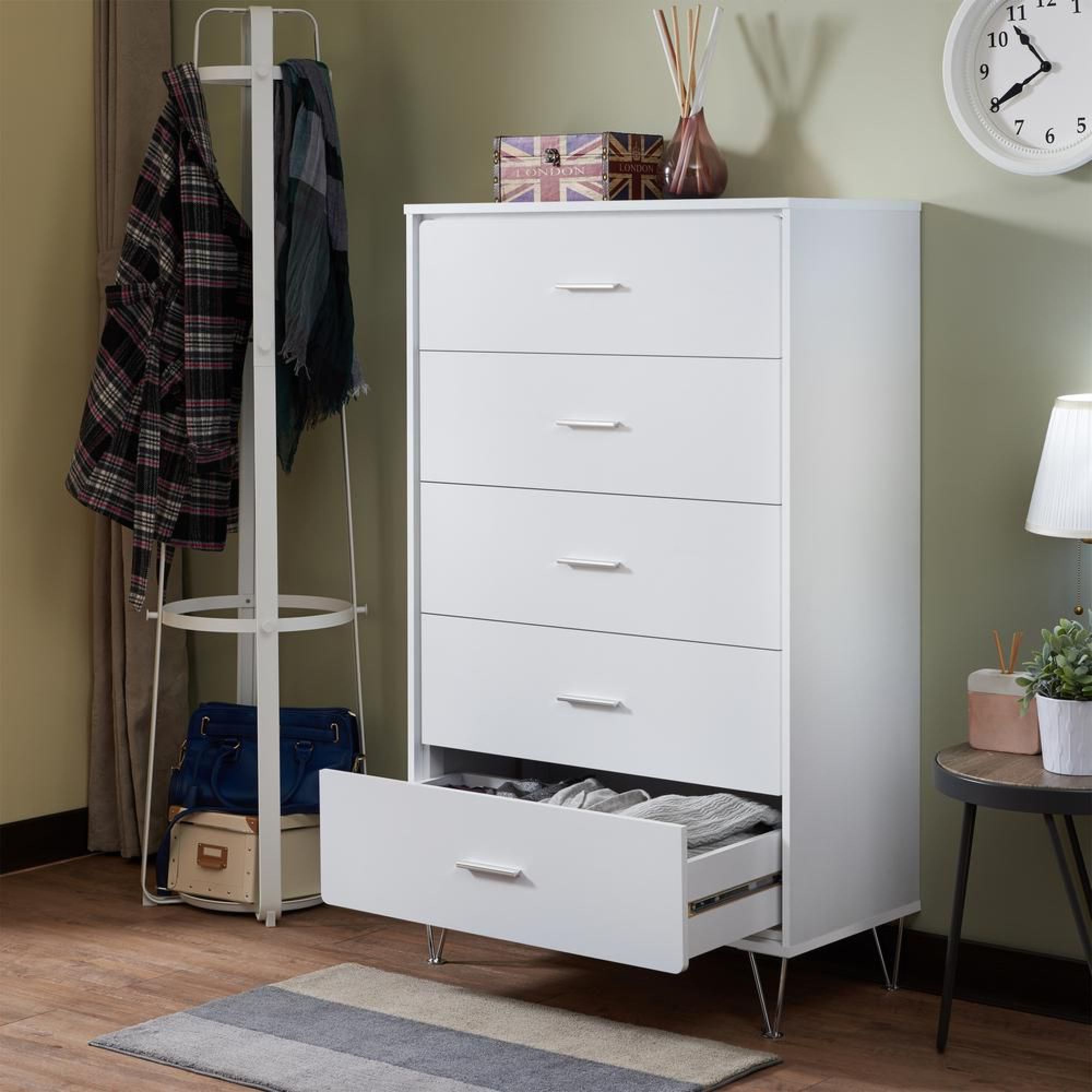 Miekor Furniture Deoss Chest in White