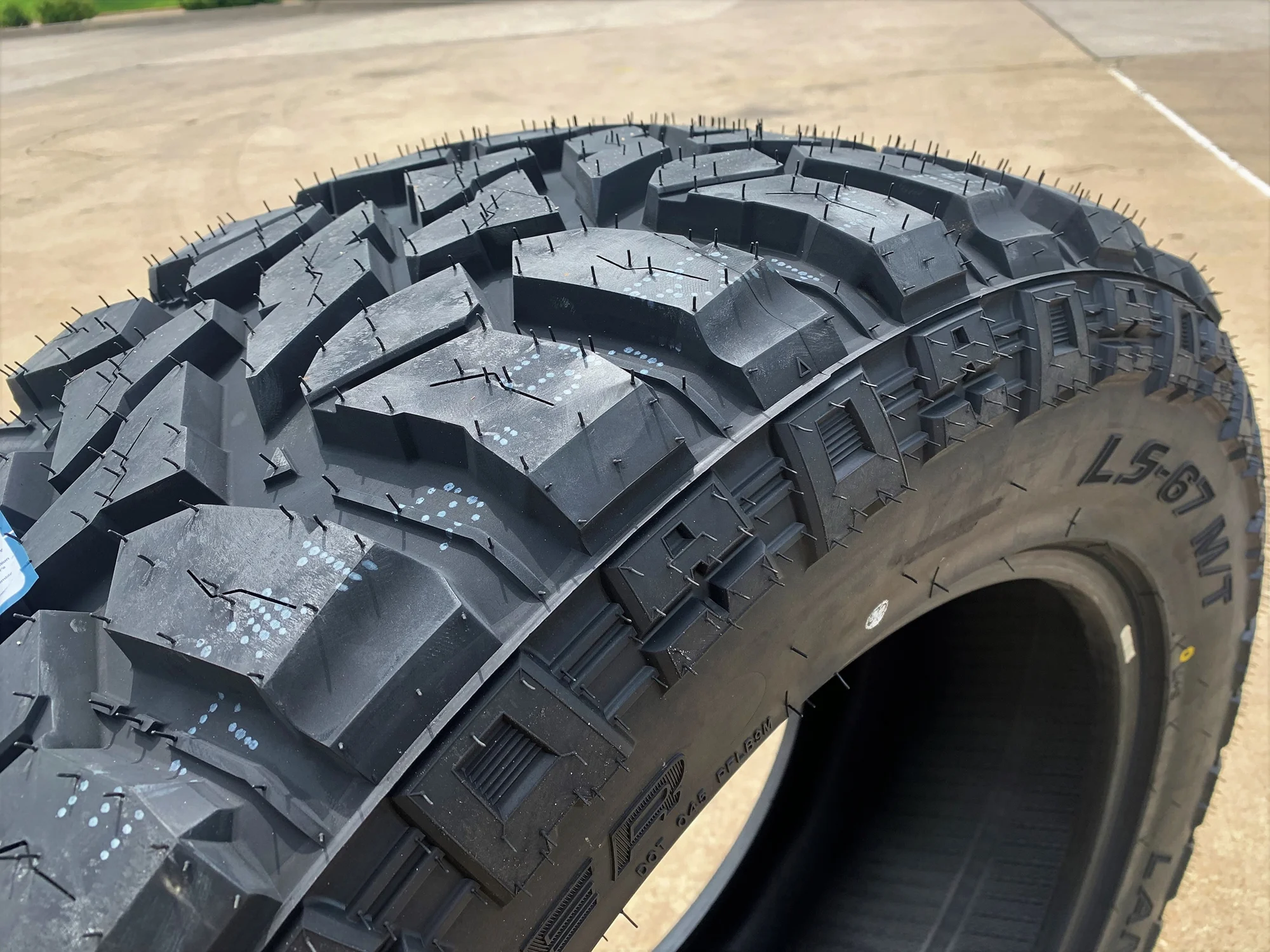 Lancaster LS-67 M/T LT 33X12.50R22 Load F 12 Ply MT Mud Tire