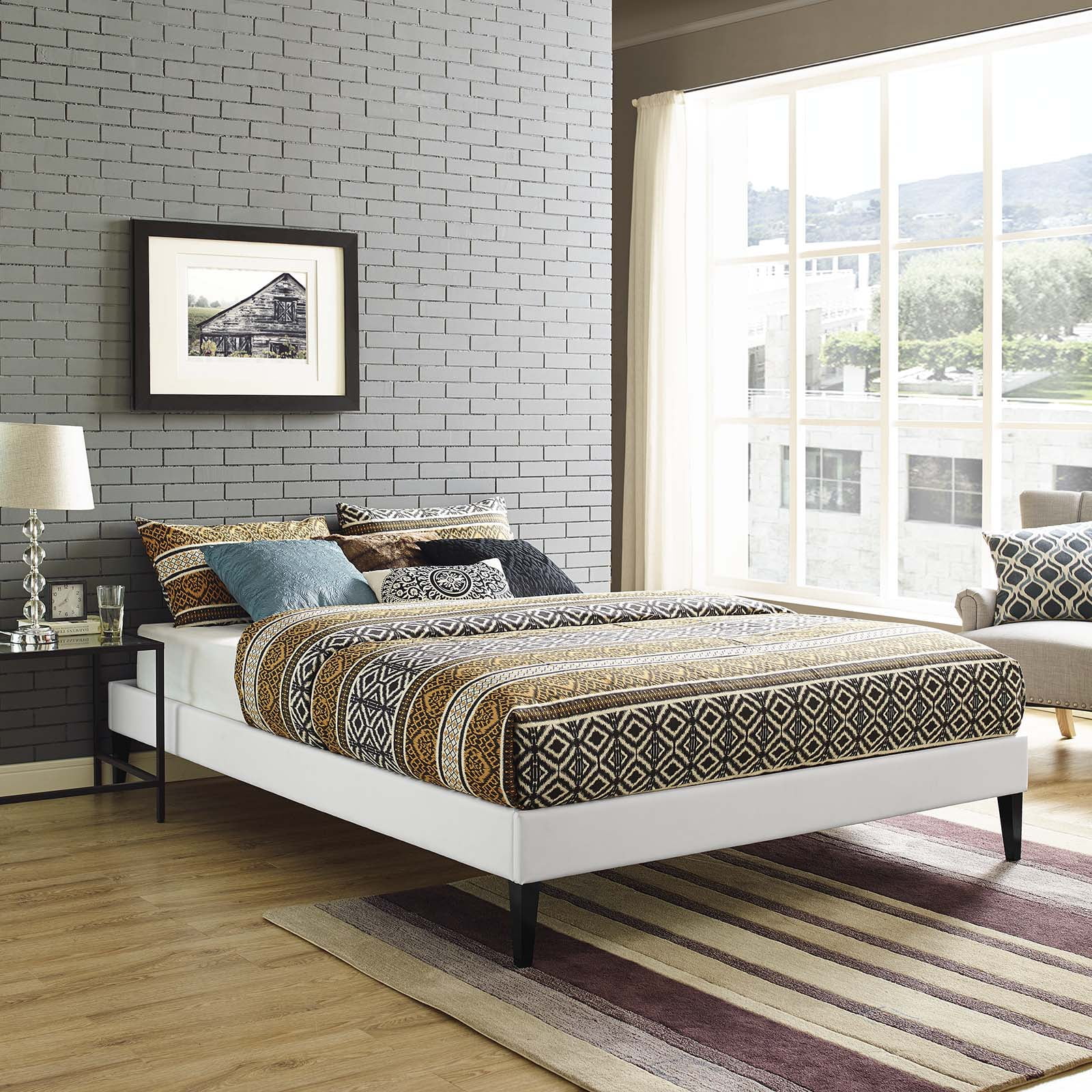 Modern Contemporary Urban Design Bedroom Queen Size Platform Bed Frame, Faux Vinyl Leather, White