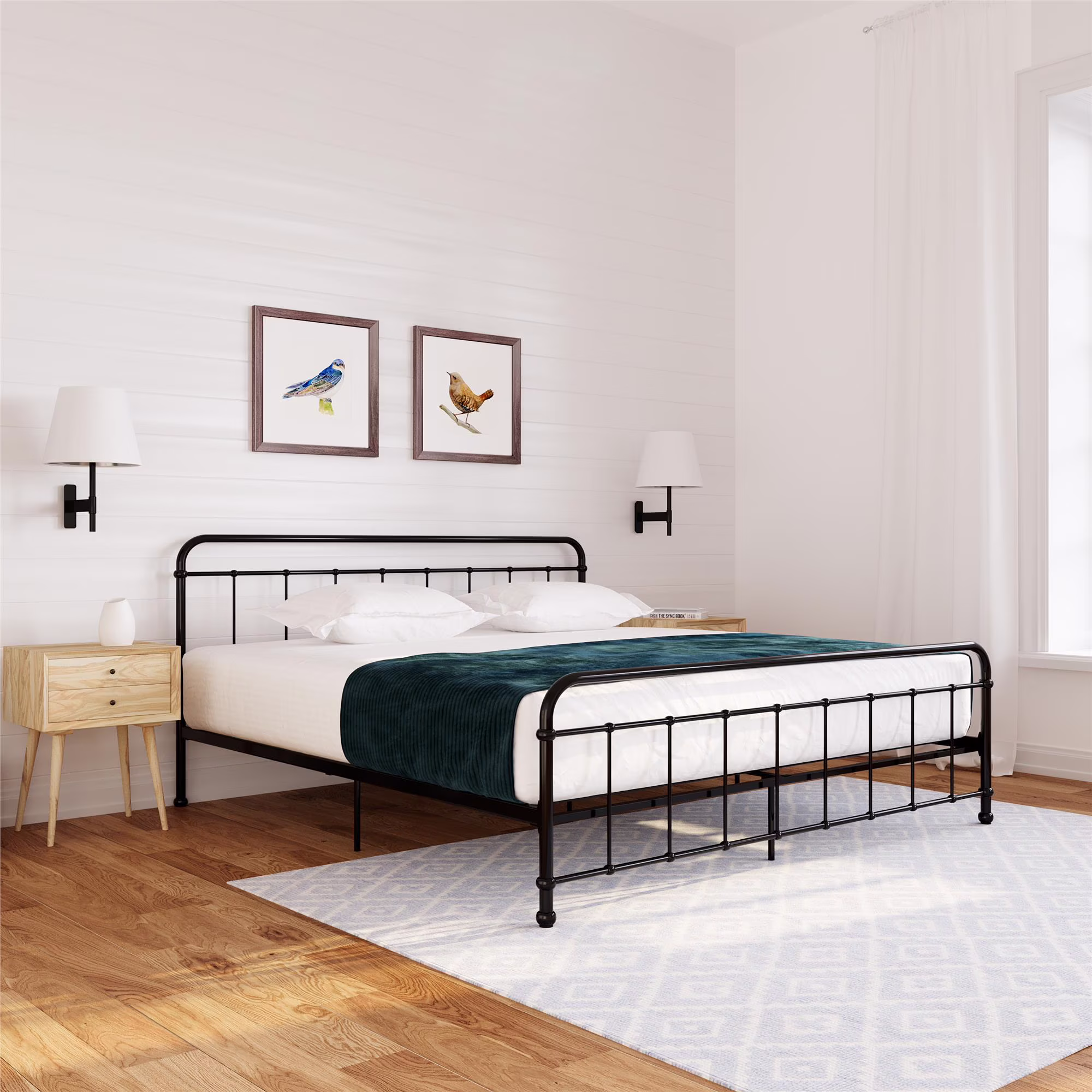 Woven Paths Brooklyn Iron Metal Platform Bed, King, Black