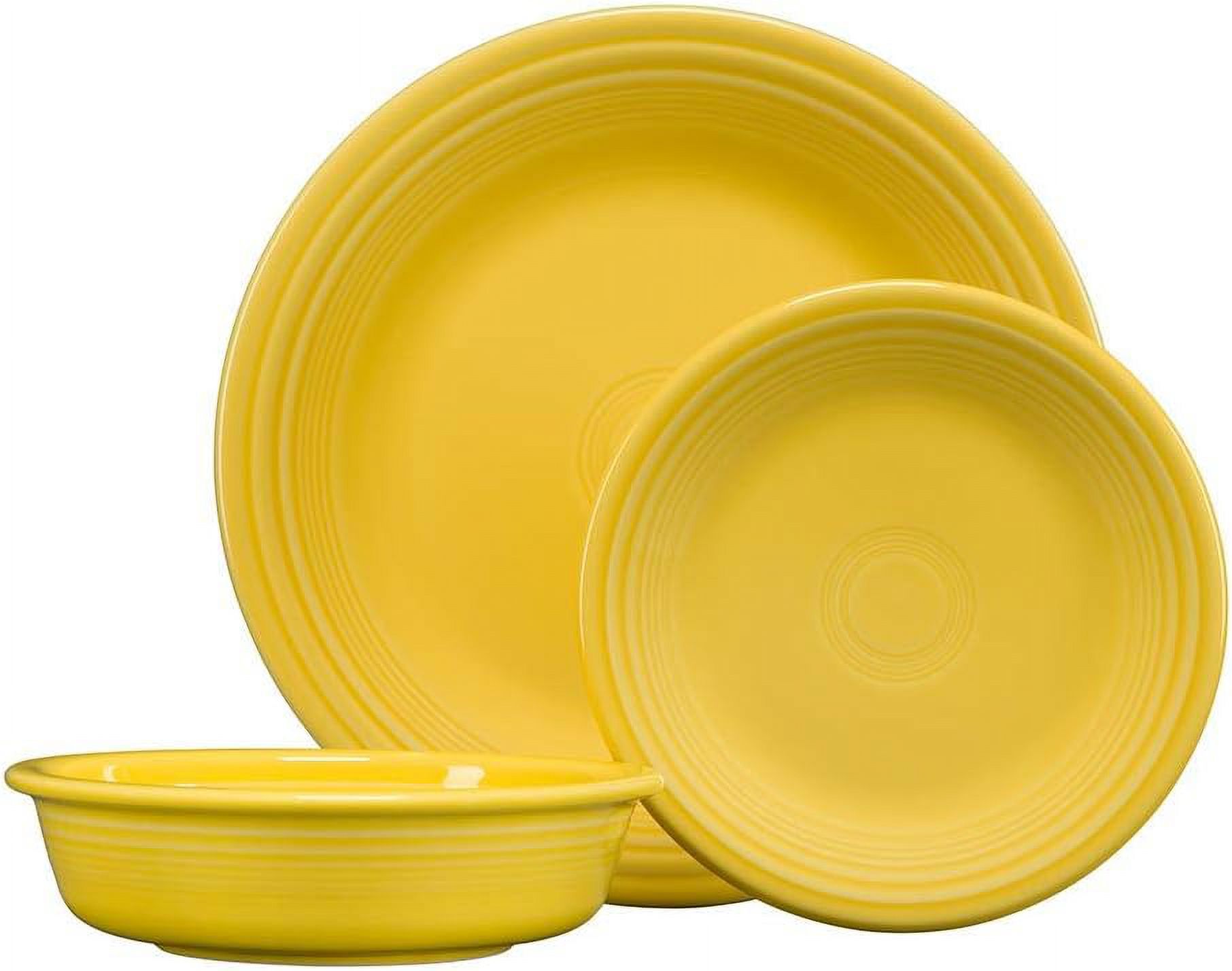 Classic Place Setting In Sunflower