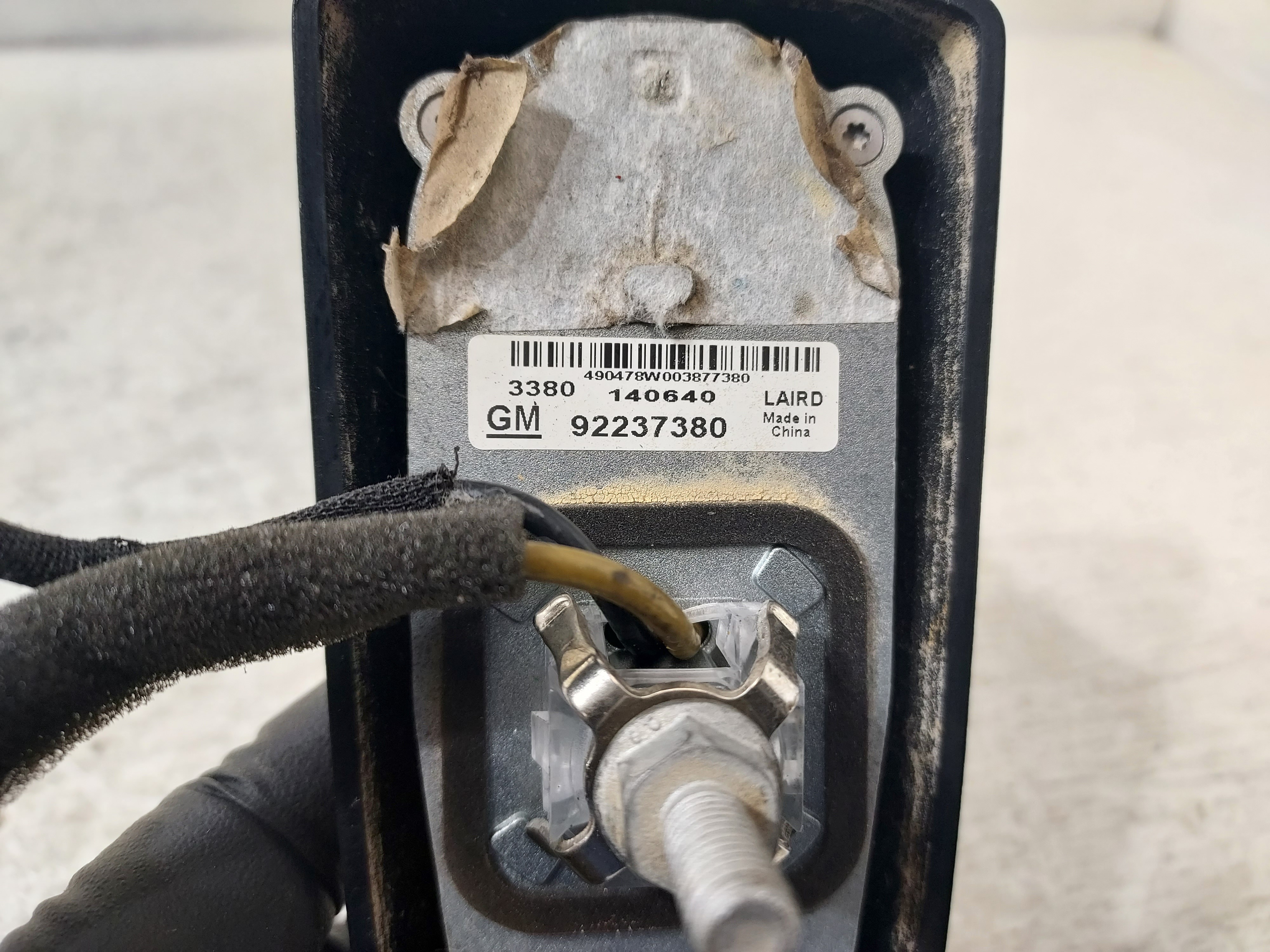 Pre-Owned 2011 Chevrolet Camaro Roof Mount Radio Antenna OEM LKQ (Good)