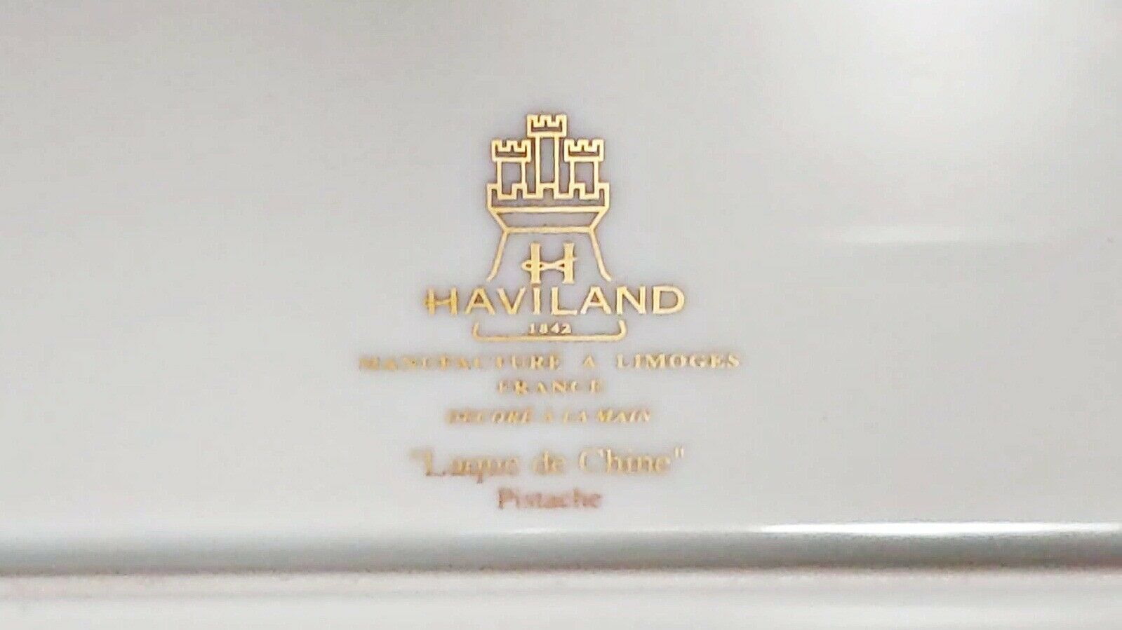 Haviland Laque De Chine Platinum Rim - Pistache Oblong Cake Plate, 15 3/8