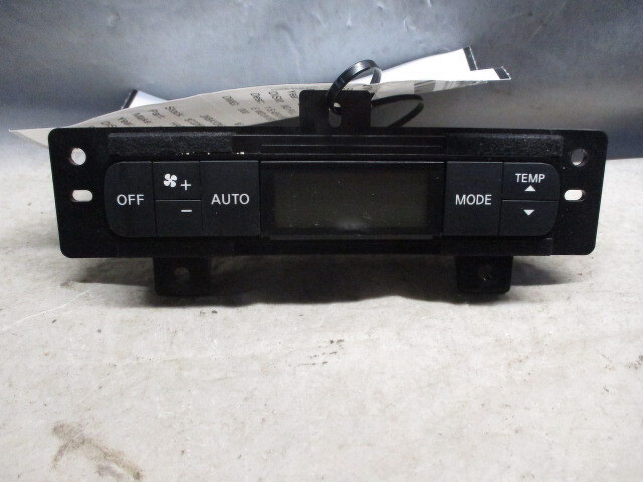 Pre-Owned 2017 2018 2019 2020 Nissan Armada Rear AC Heater Temperature Control Unit OEM (Good)