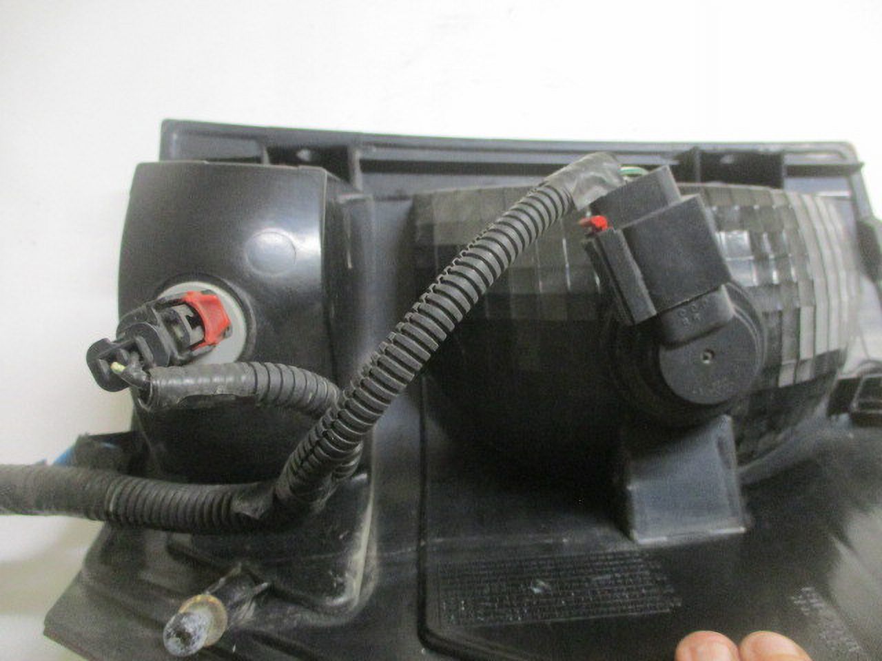 Pre-Owned 07 08 09 10 Jeep Grand Cherokee LH Driver Tail Brake Light Lamp OEM LKQ (Good)