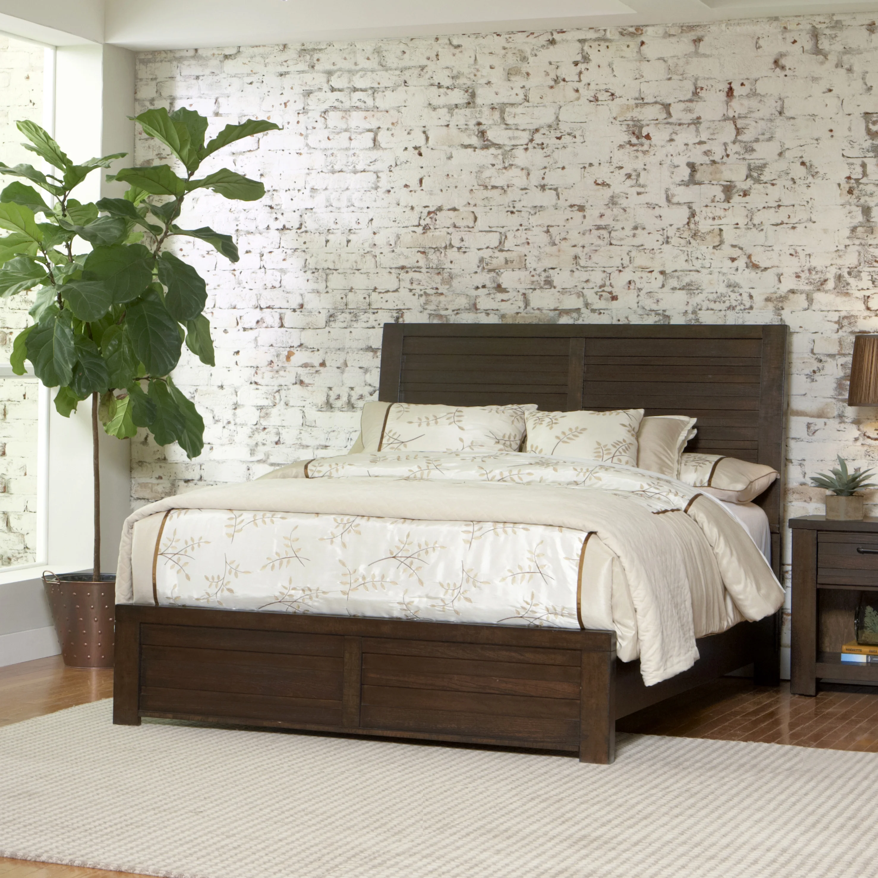 Sedona Transitional Wood Bedroom Set, Panel King Bed with Two Nightstands in Espresso