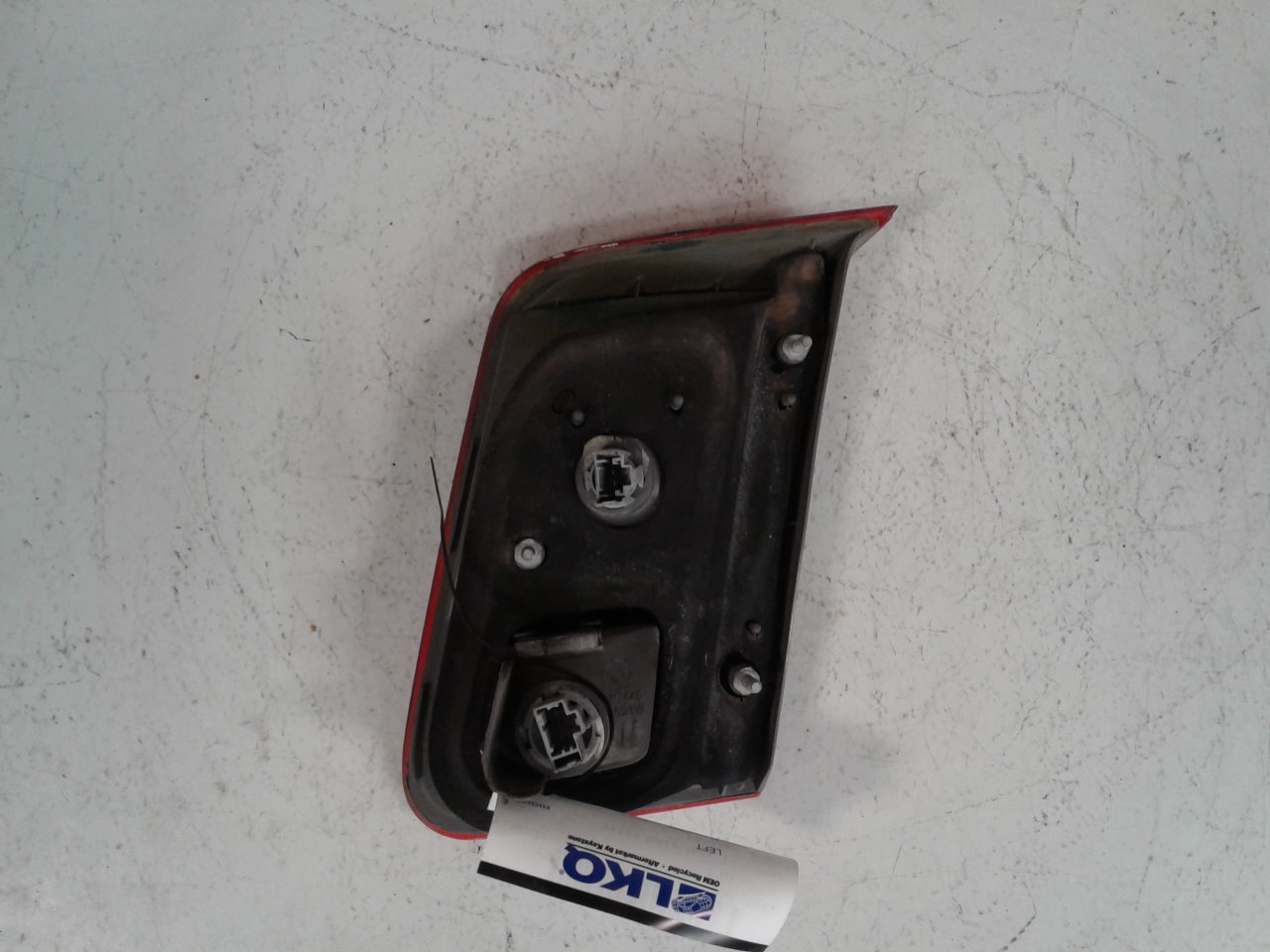 Pre-Owned 2001 Honda Civic Tail Light Assembly Lid Mounted Driver Side LH OEM (Good)