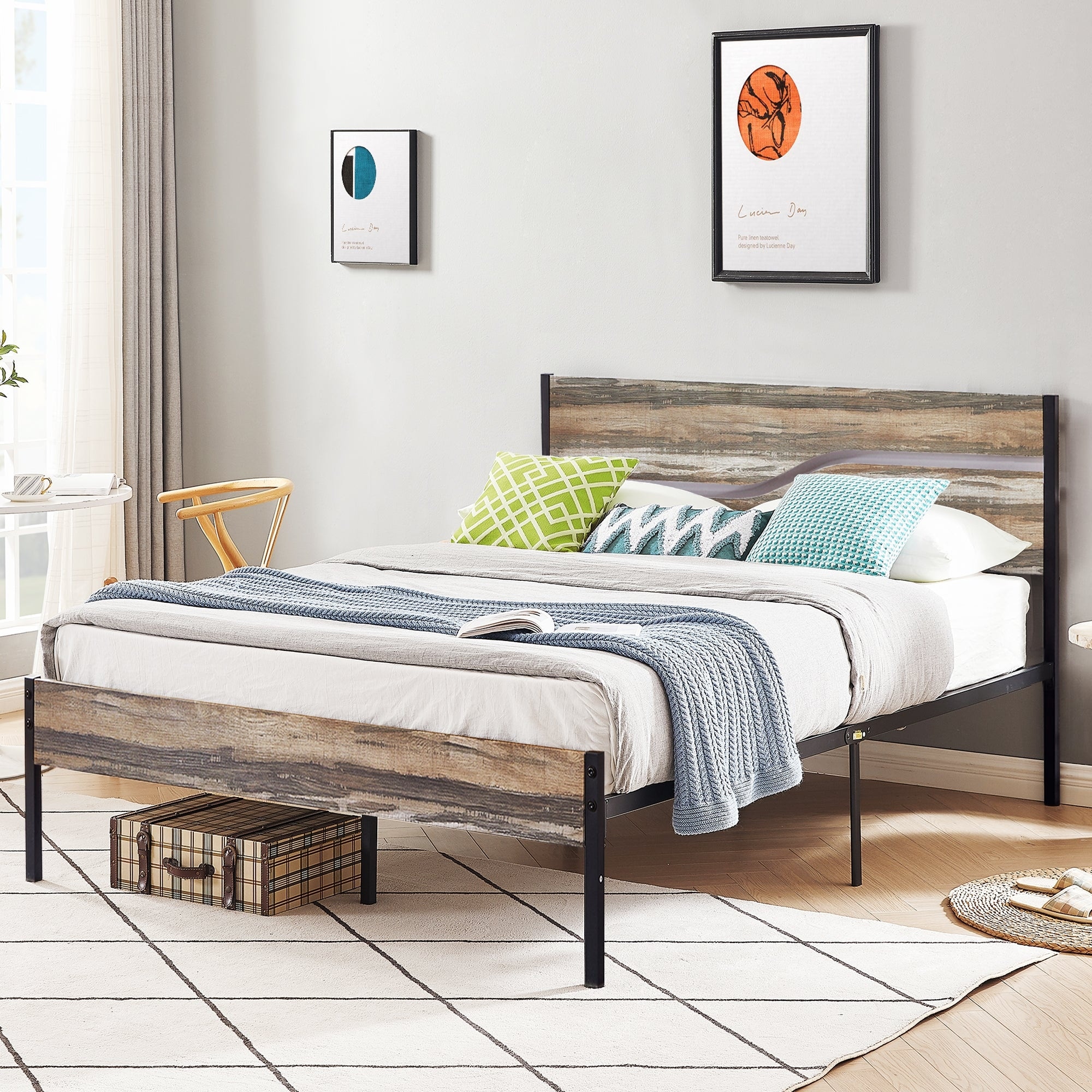 4-Piece Grey Bedroom Set with Bed Frame & 5-Drawer Dresser & Two Nightstands Queen - 4 Piece