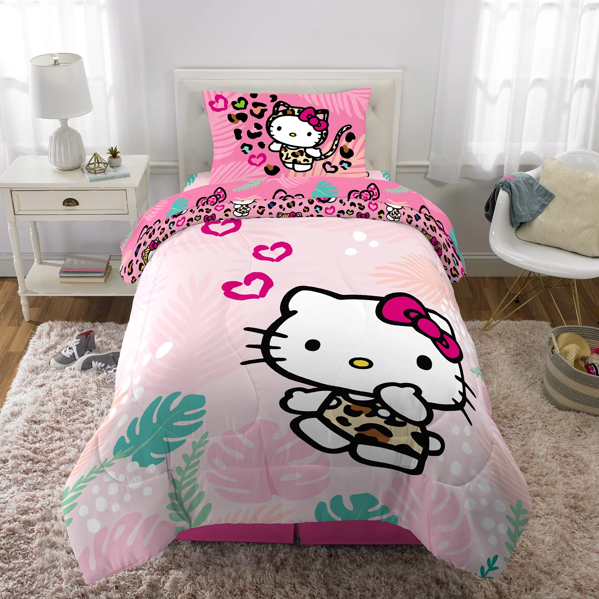 Hello Kitty Kids Twin Bed-in-a-Bag, Comforter and Sheets, Pink, Sanrio