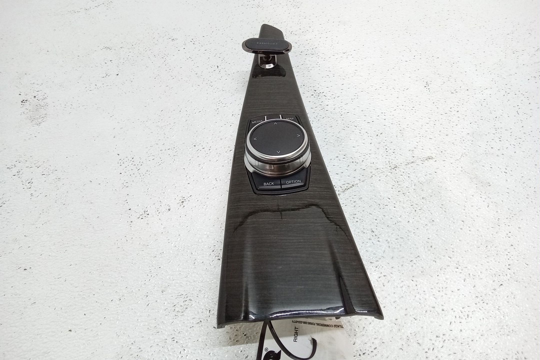 Pre-Owned 2018 BMW 330i Navigation Control Knob 65829866964 OEM (Good)