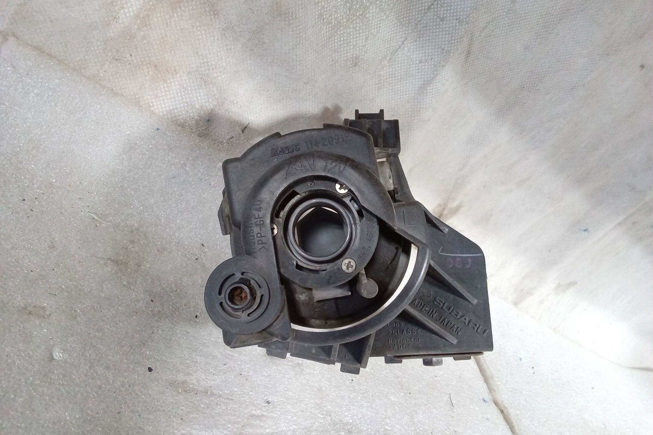 Pre-Owned 2011 Subaru Impreza Driver Side Bumper Mounted Fog Driving Lamp OEM LKQ (Good)