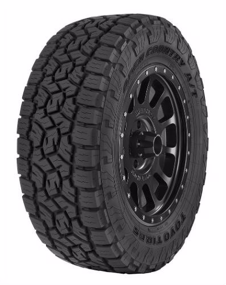 Toyo Open Country A/T III LT305/70R16 124/121R